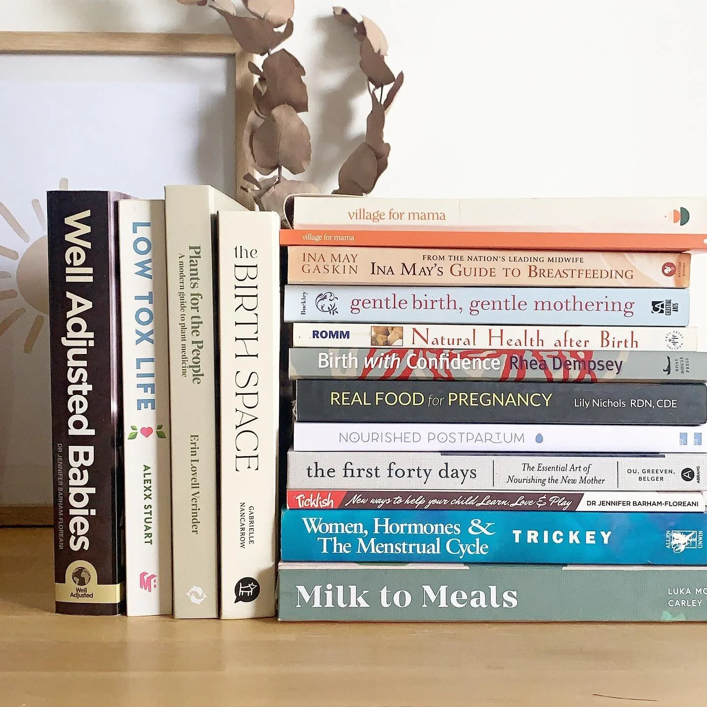 What are your favourite books around pregnancy, birth and postpartum? 

Fact: I hate &lsquo;reading&rsquo;. I&rsquo;ve only ever read one book in my life other than cookbooks or birth books. 
These are just *some of my essentials. 

Pop your recommen