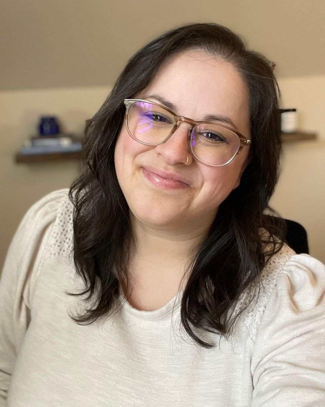 Hey there! Welcome 👋  I'm Kelly Gupta Holley and I'm an art therapist and professional counselor. If you're a highly sensitive person, struggle with self-worth, or deal with anxiety, we might be a great fit! ✨ 🎨  Reach out to get connected!