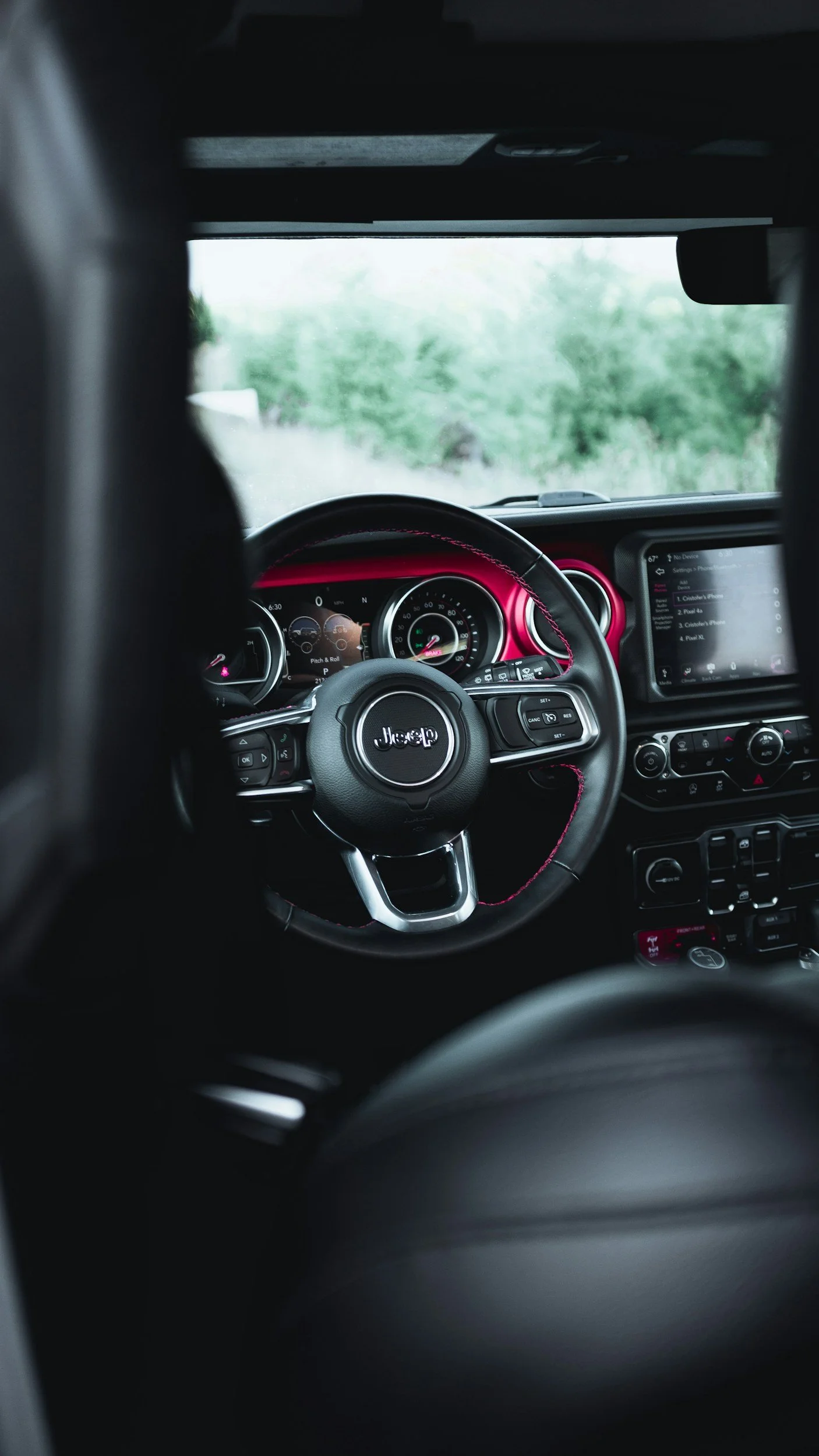 interior snapshot jeep