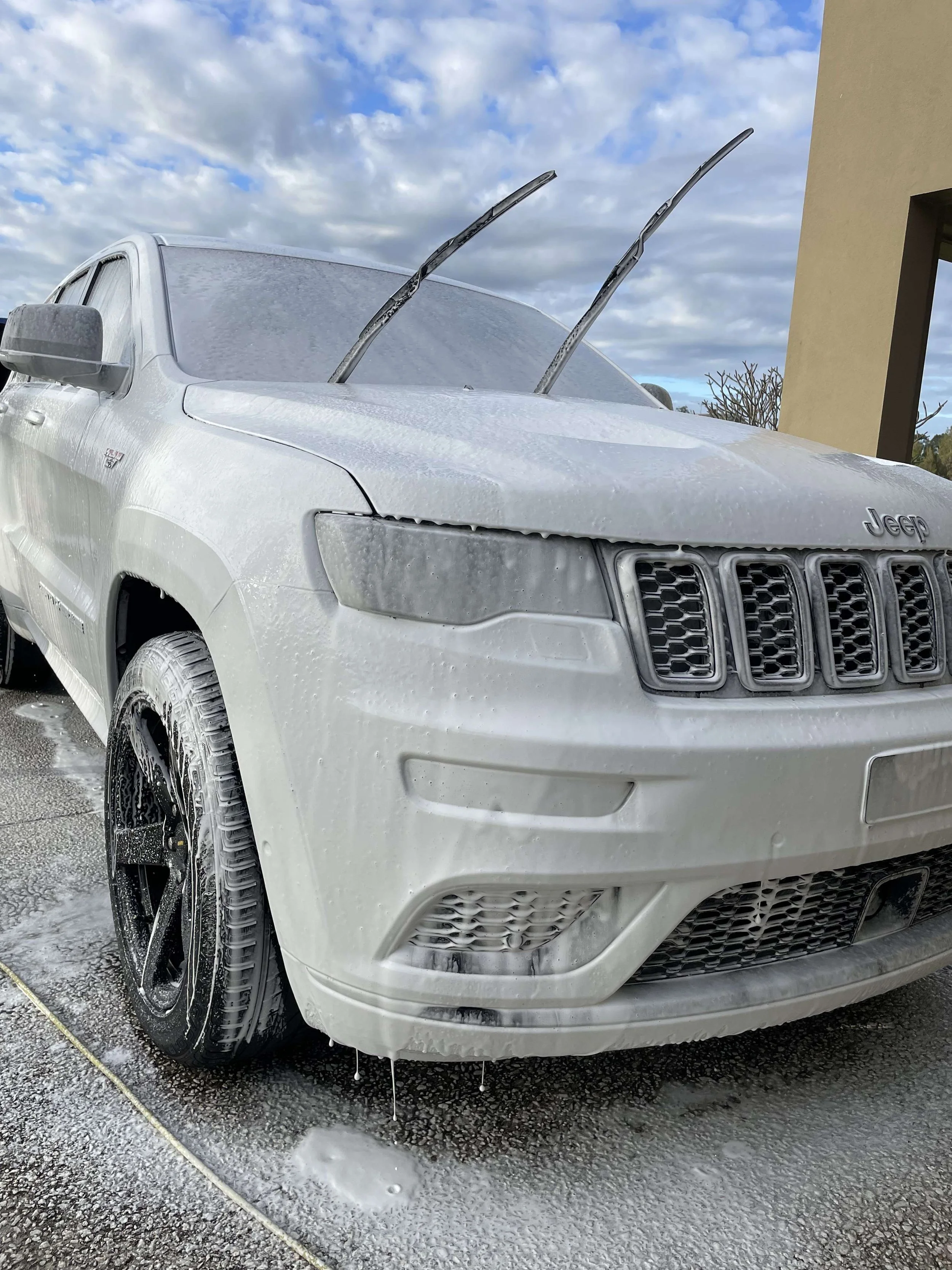 snowfoam jeep exterior