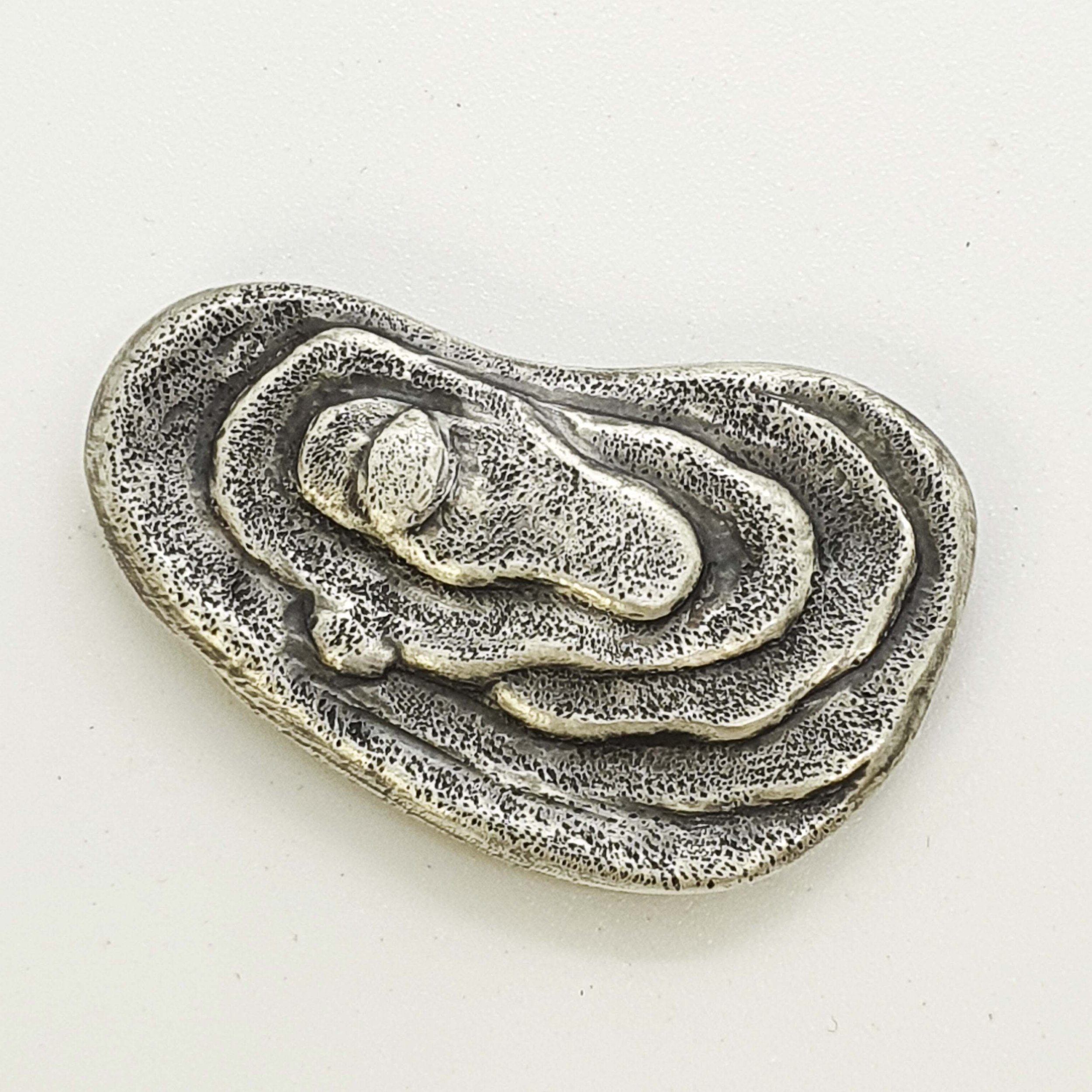SCHIST brooch 2