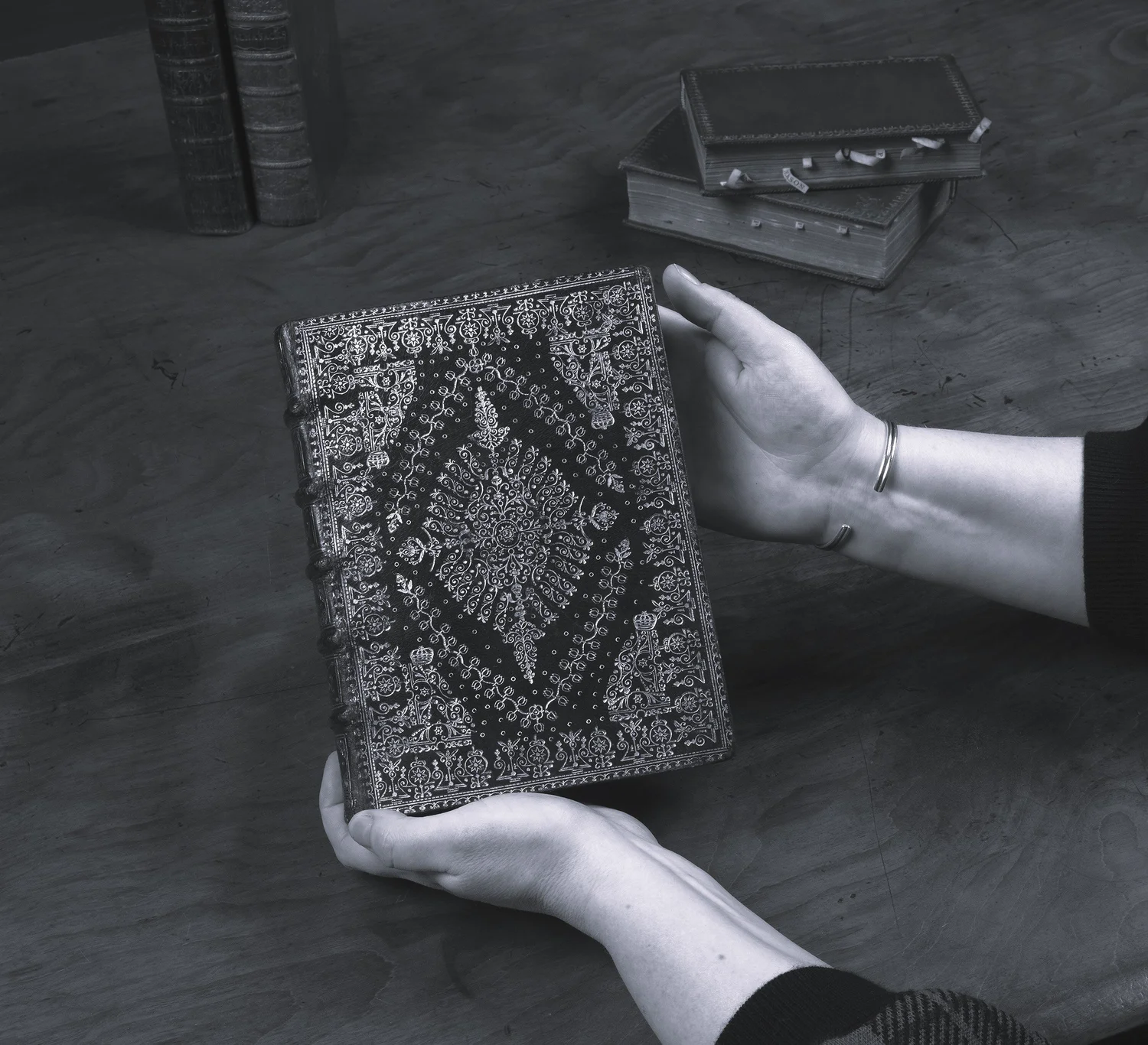 English bookbindings 14501850 Identification & interpretation