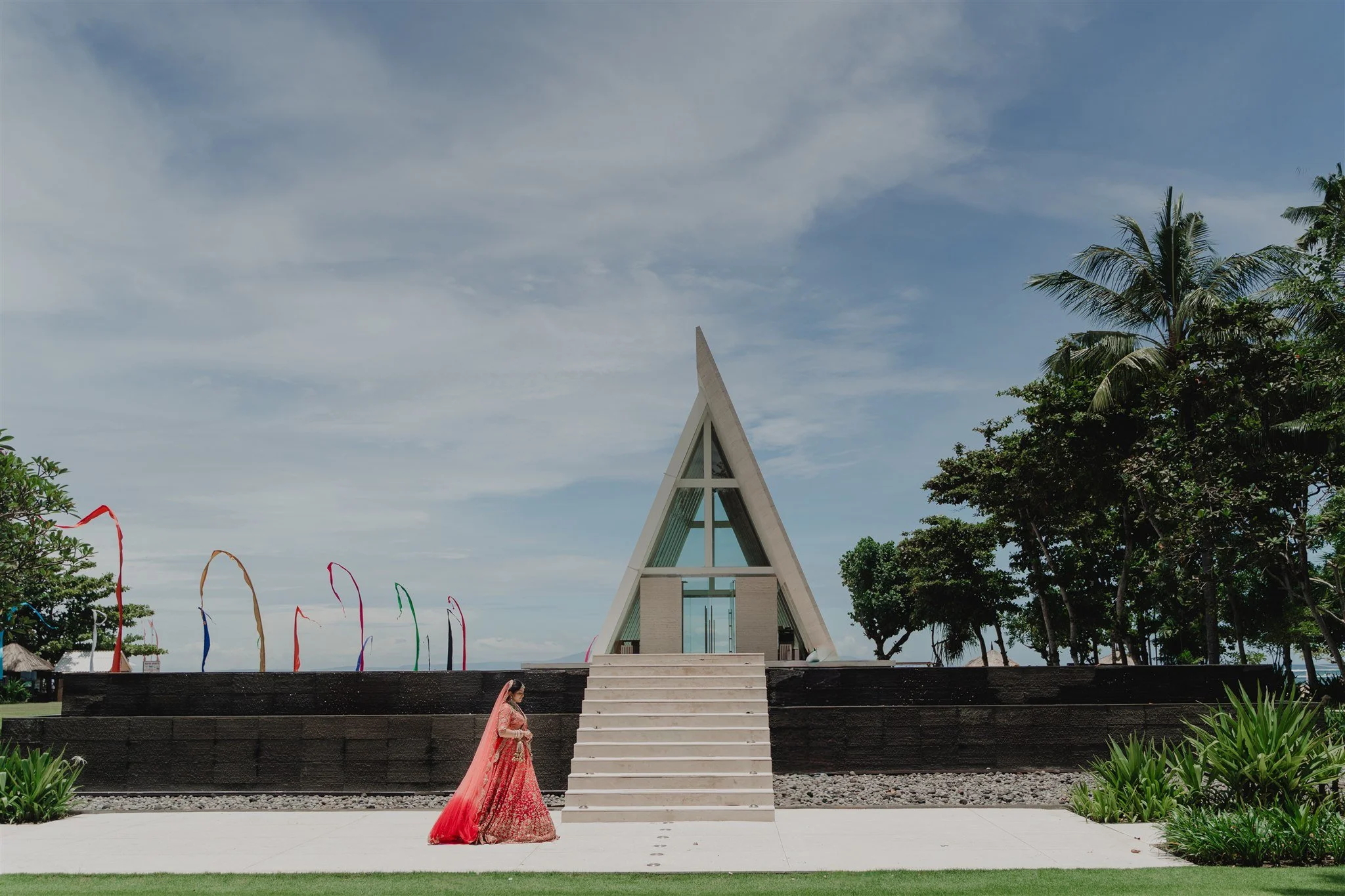 RAIN AND RITUALS: Prash &amp; Shama’s Indian Wedding at Conrad Bali