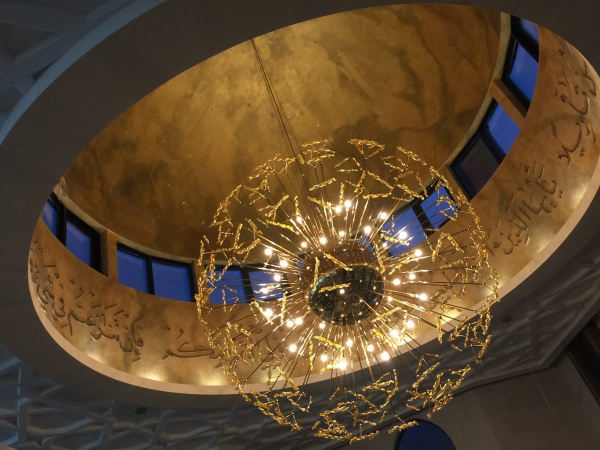 Mosque 3500mm chandelier in gold.JPG