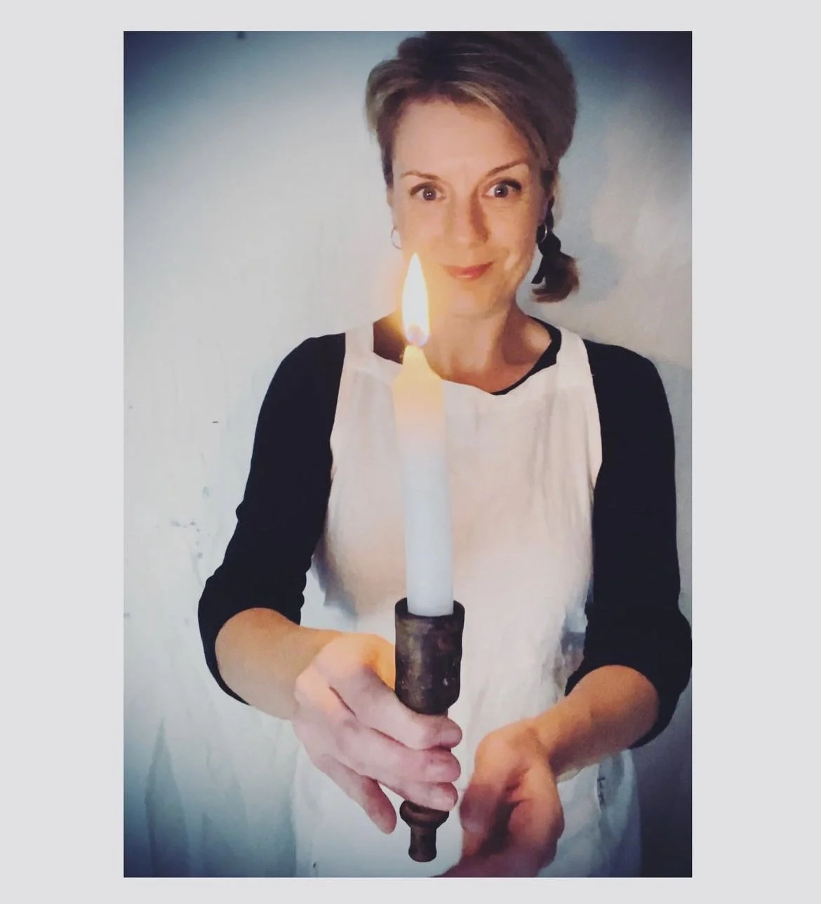 MEDIEVAL CANDLELIGHT