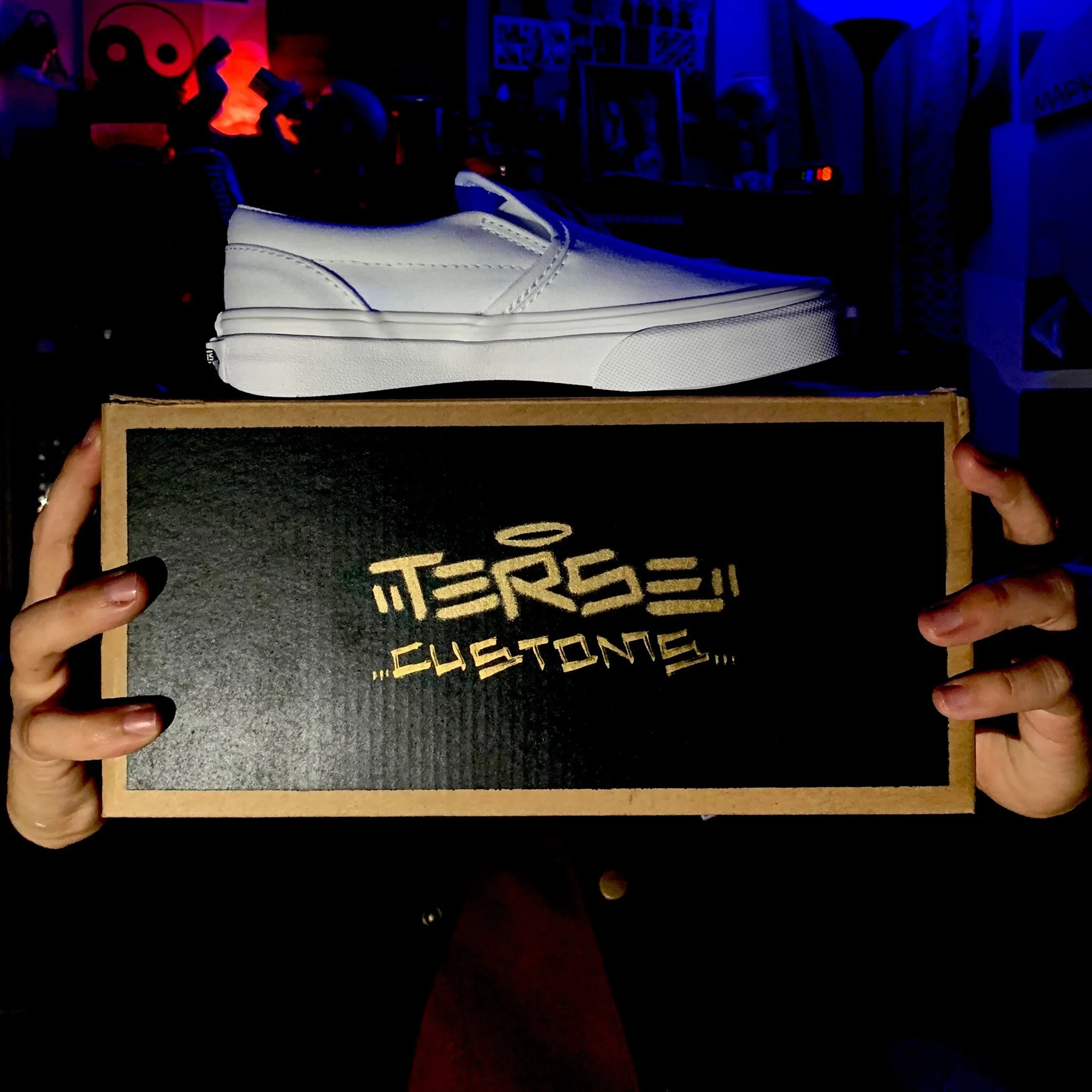 ter5eone customs