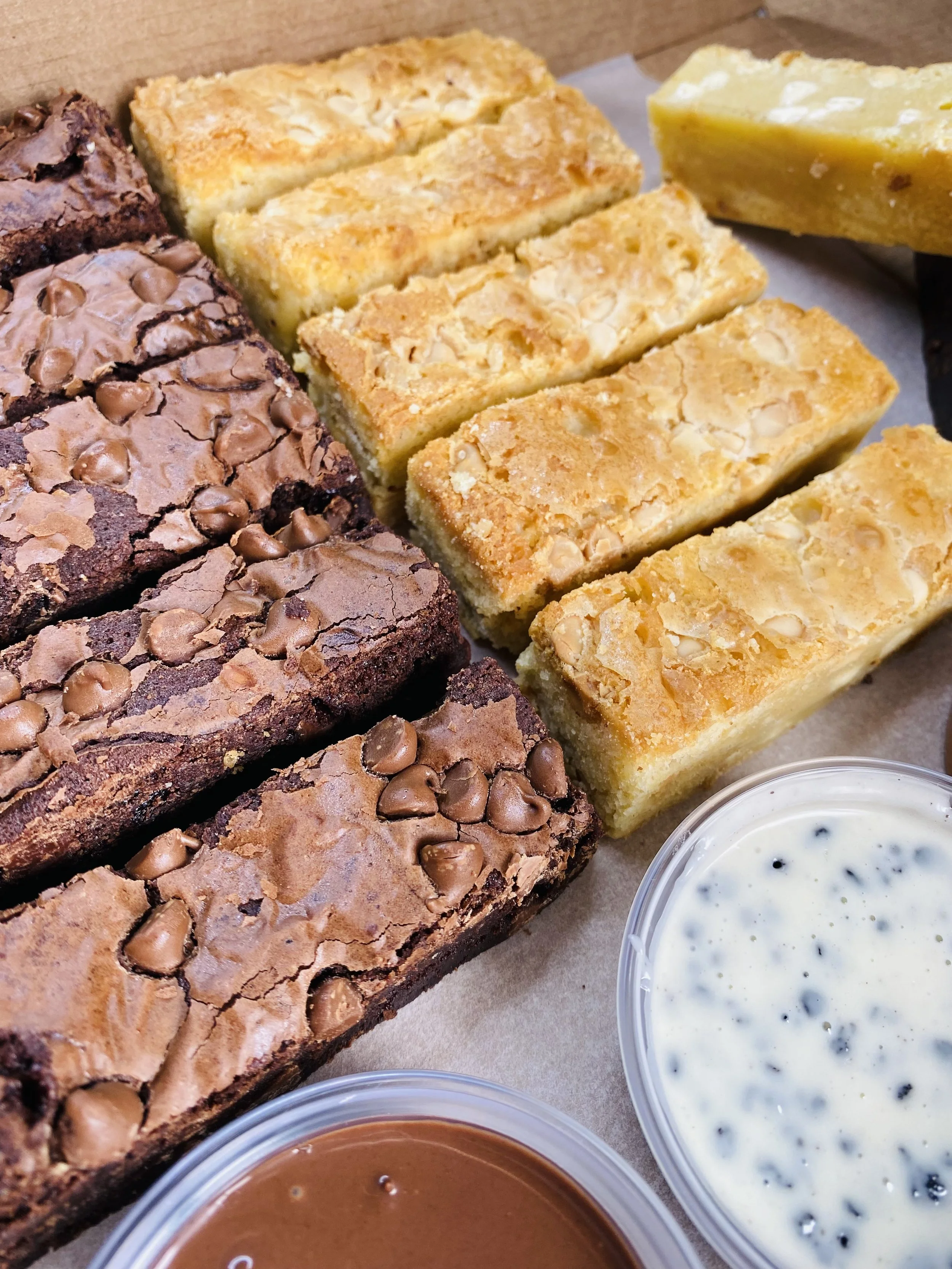 Brownie & Blondie Dipping Box — FELIPY'S CAKES