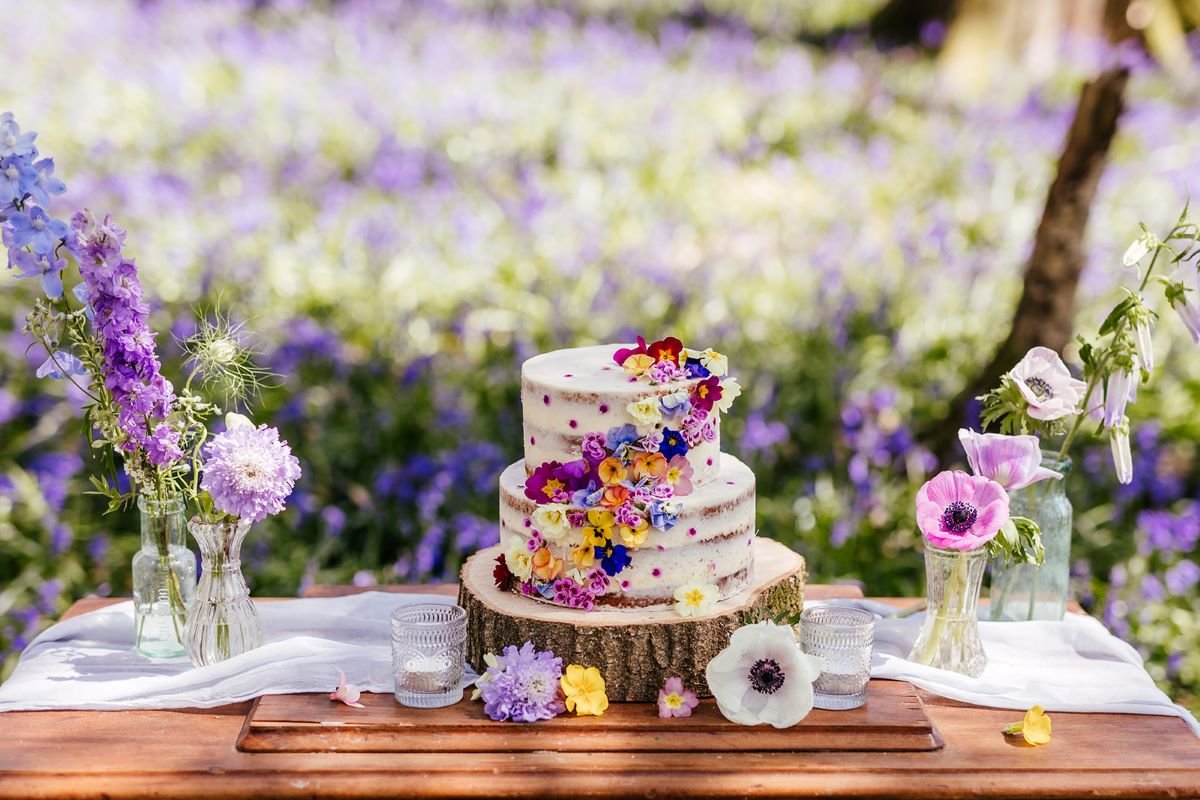 bluebell woods wedding floral cake design.jpg