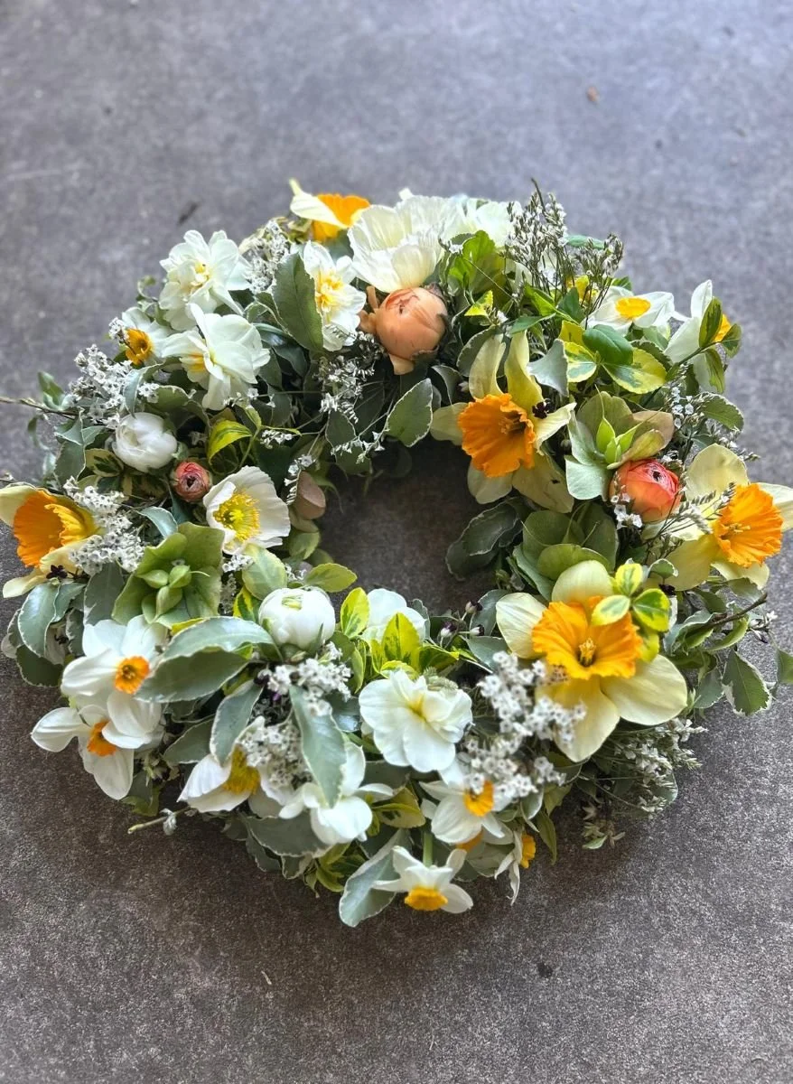 spring sussex flowers eco wreath.jpg