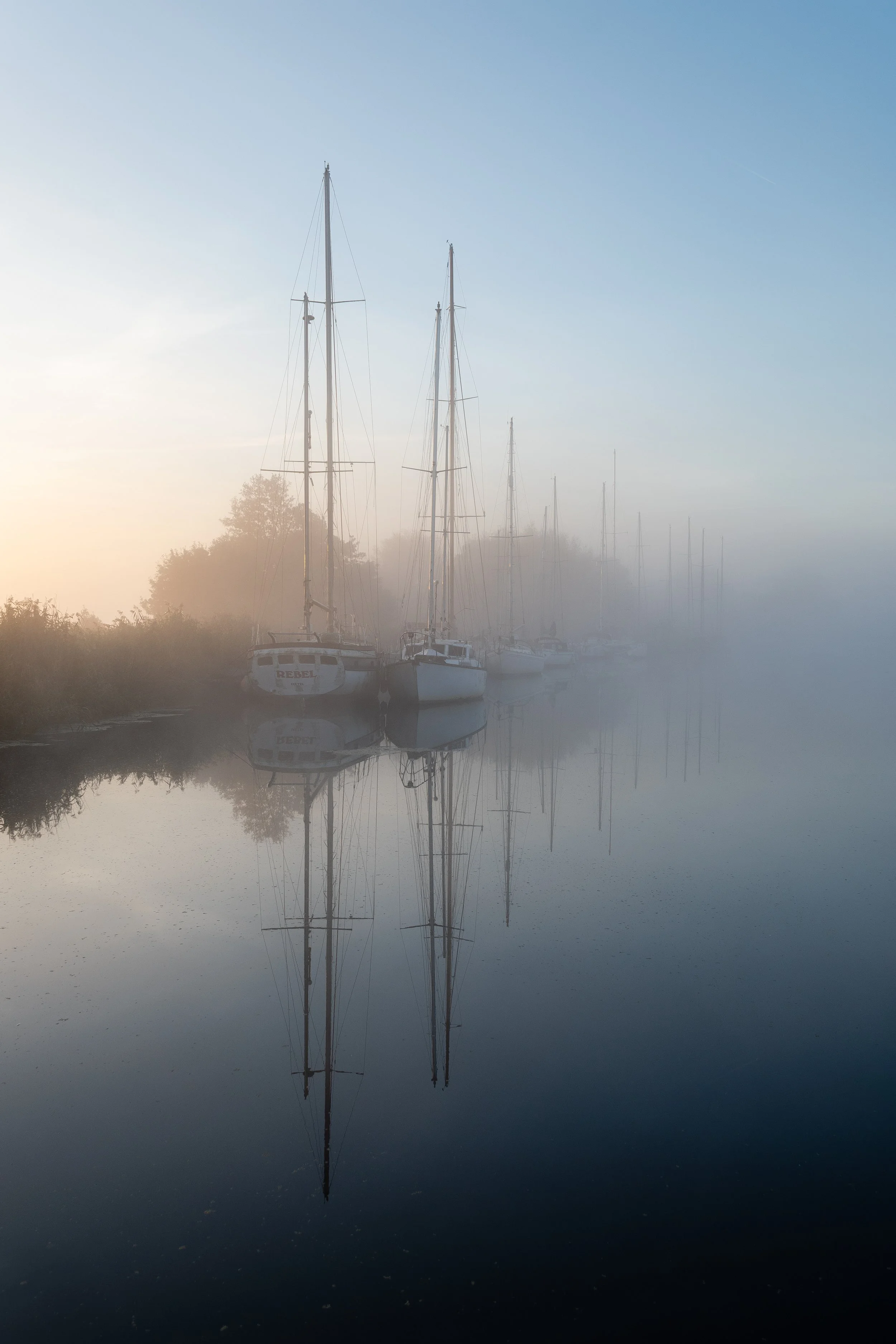 Early morning mist at Turf Lock, Exeter Devon