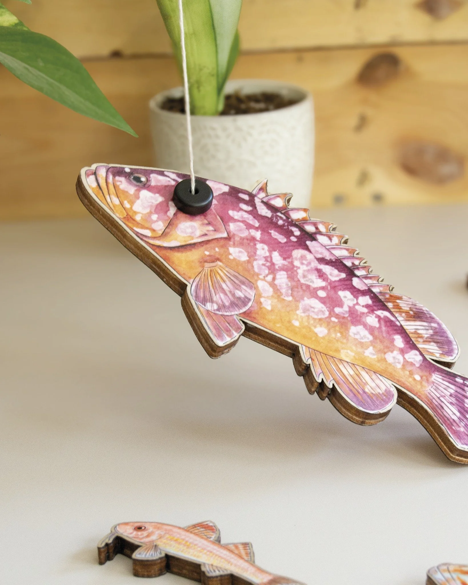 En Bricom hemos dise&ntilde;ado y producido un juego para descubrir e identificar los peces del Mediterr&aacute;neo 🐟

Un proyecto educativo y divertido que acerca la biodiversidad marina a los m&aacute;s peque&ntilde;os a trav&eacute;s del juego, l