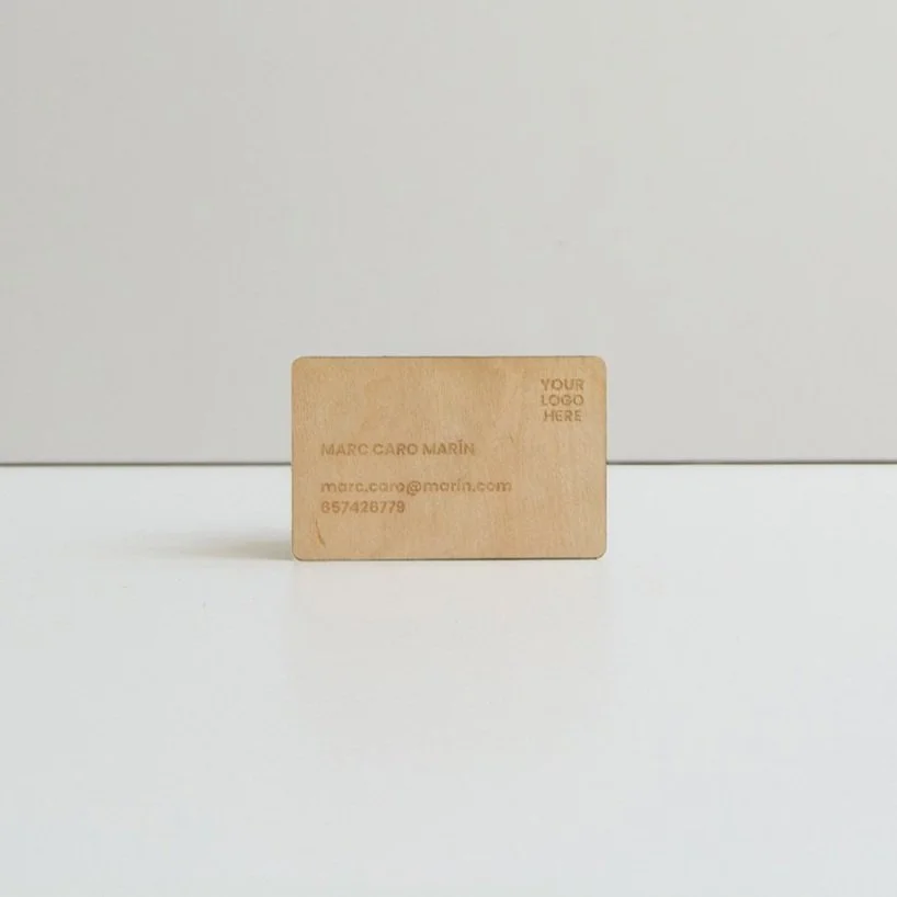 Tarjeta visita_madera_blanco_1_web.jpg