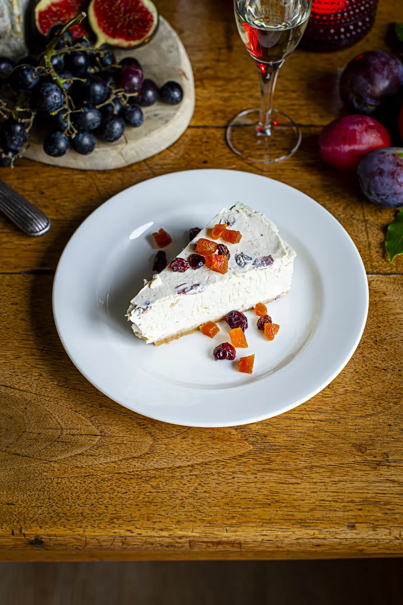 cheesecake with dried fruits.webp