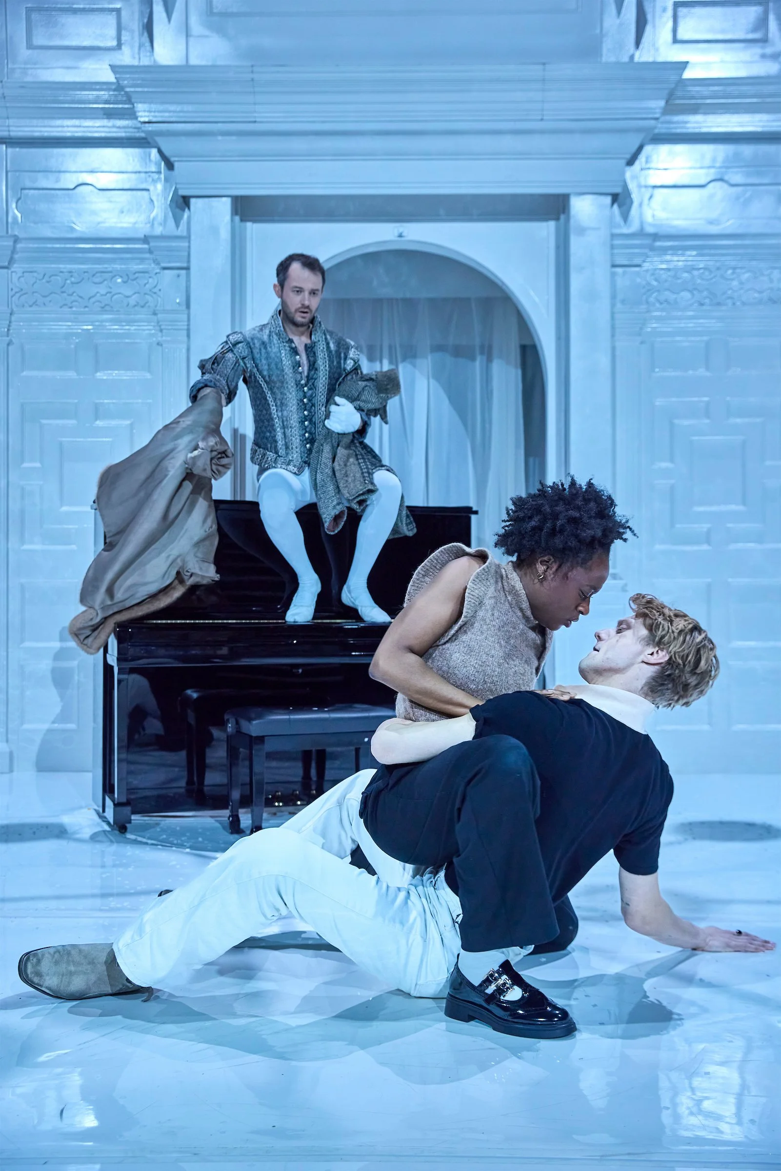 021426_HeadlongGlobe_Midsummers_PRODUCTION-1-0136 copy.jpg