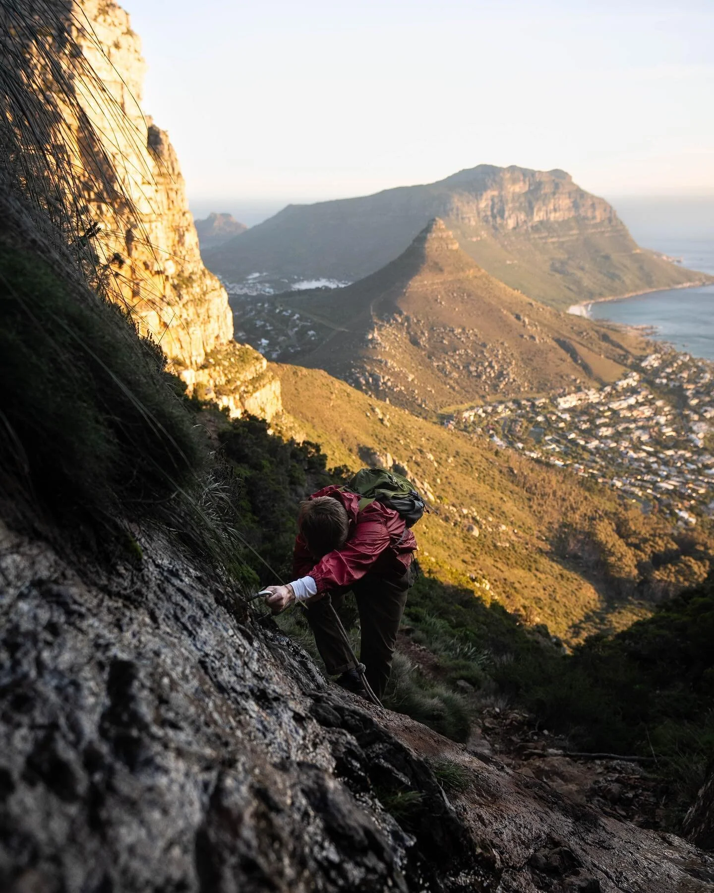 Descending from Table Mountain was just as breathtaking as the climb up.( quite literally I had to stop before I threw up) 

#TableMountain #CapeTown #hiking #adventure #travelphotography #naturephotography #landscapephotography #outdoorphotography #