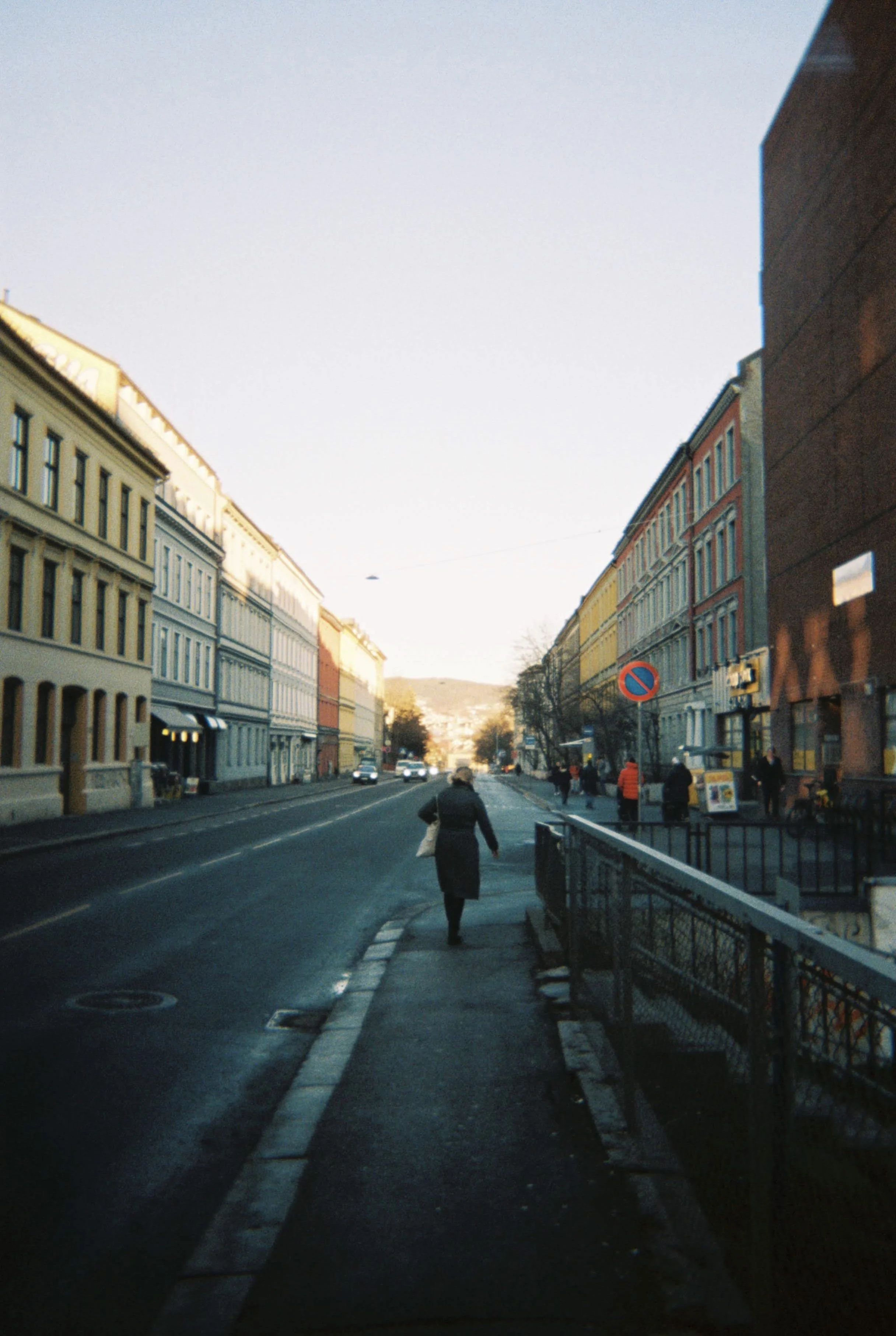 R1-07443-027A.jpg