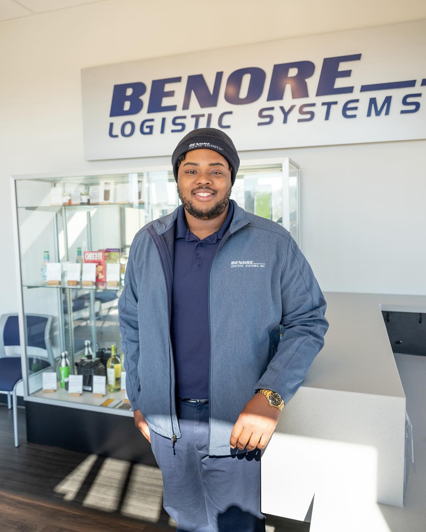 Smiling into the weekend. Happy Friday, Team Benore! 🙌

#BenoreLogistics #APartnershipInPerformance #TeamBenore