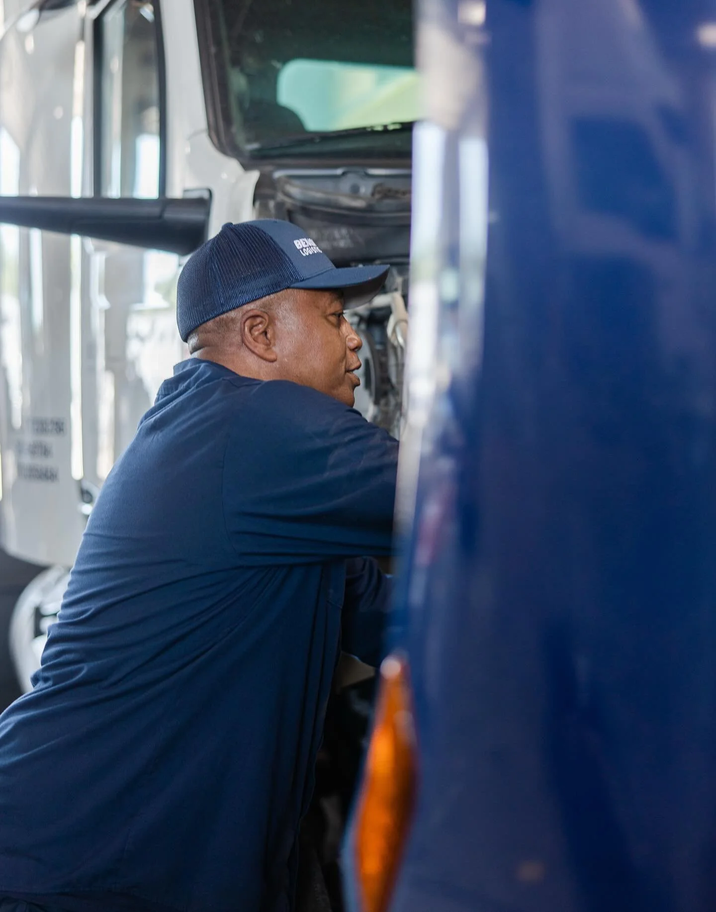Diesel Technician &ndash; B | $30/hr | Greer, SC &amp; Montgomery, AL

Benore Logistic Systems, Inc. is hiring skilled Diesel Technicians to keep our fleet running strong.

What You&rsquo;ll Do
* Perform mid-level repairs: clutches, suspensions, afte
