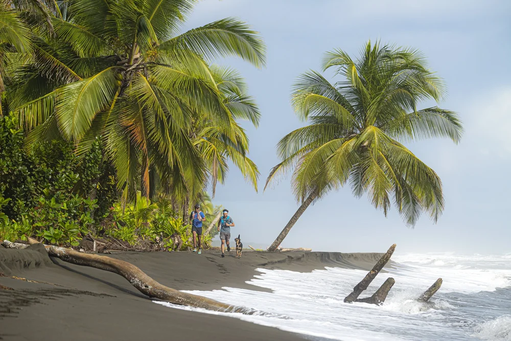 Trail running on the Camino de Costa Rica