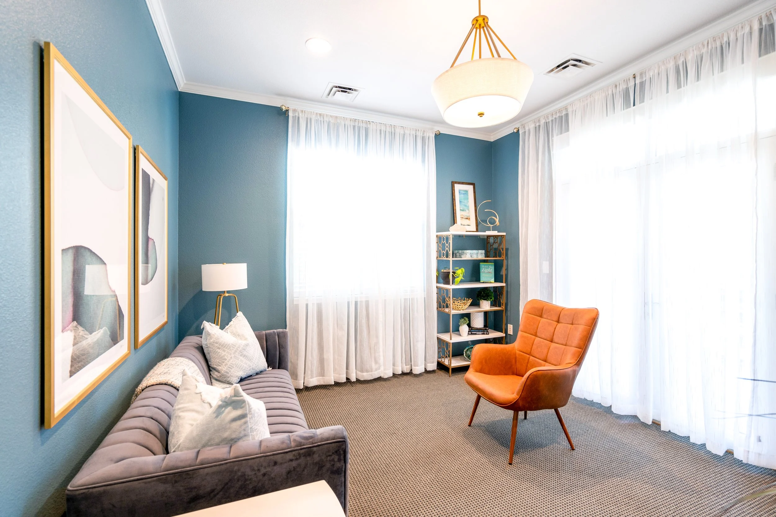 Room1-2.jpg