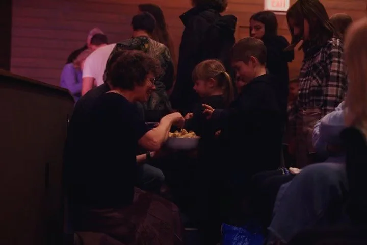 Good Friday in North Vancouver with @northshorealliancechurch 

What a gift to gather in unity to worship our Lord Jesus together and remember his sacrifice for us.