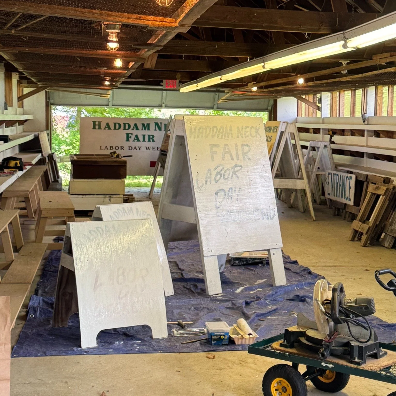 🖌️✨ A fresh coat of paint and a whole lot of fair spirit!

Some of our amazing volunteers have been hard at work giving the Haddam Neck Fair signs a much-needed refresh. These signs have welcomed fairgoers for years, and thanks to a few dedicated he