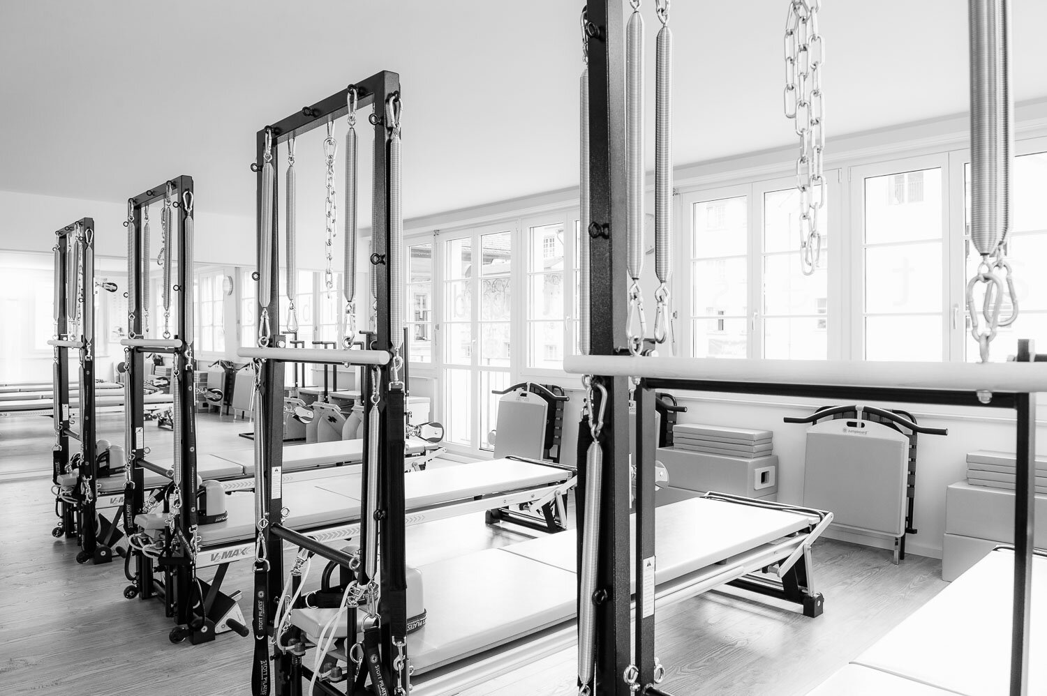 027__S042152_Pilates Studio Luzern_Neueröffnung-2.jpg