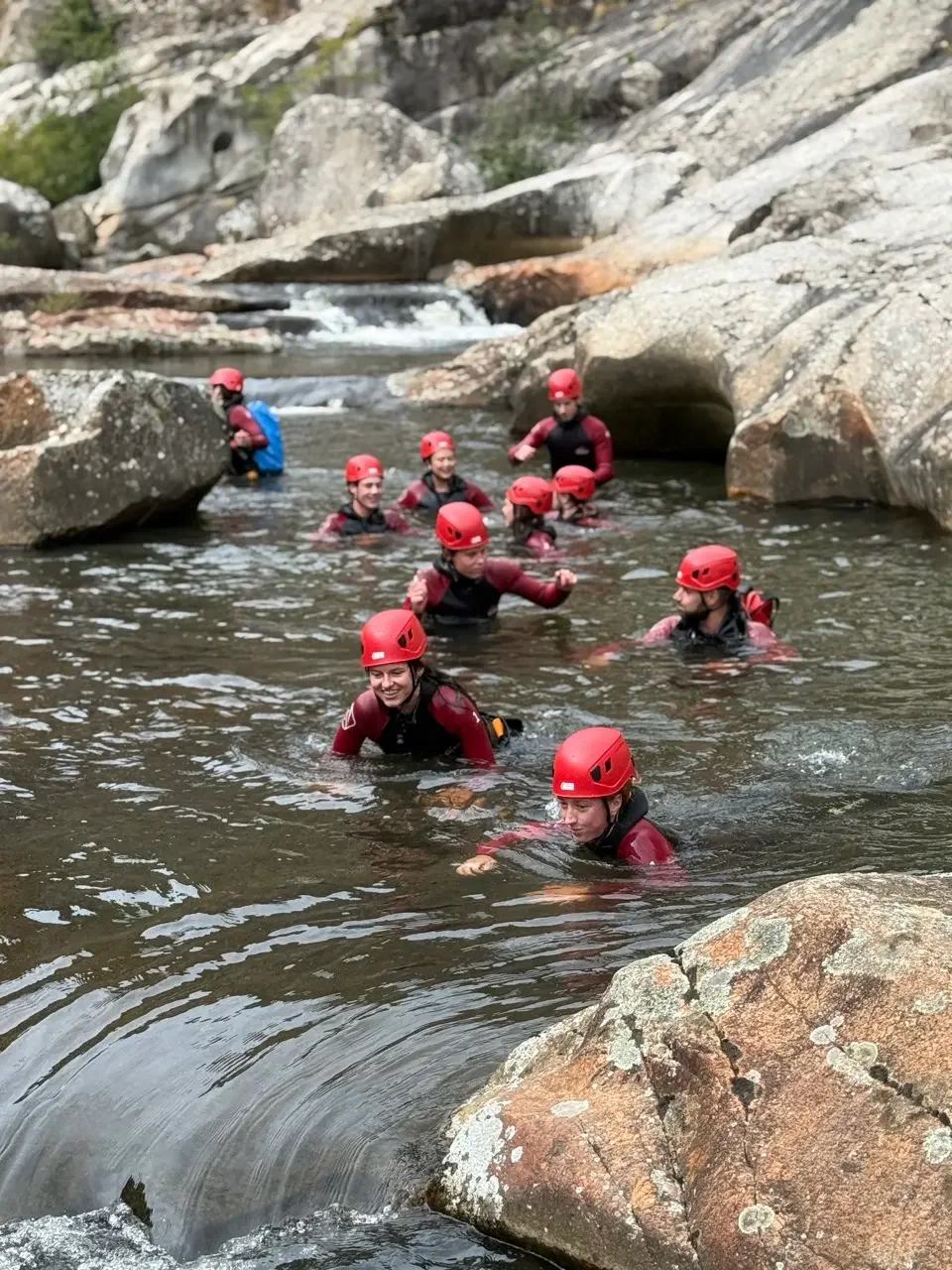 Groupe vasque canyoning.webp