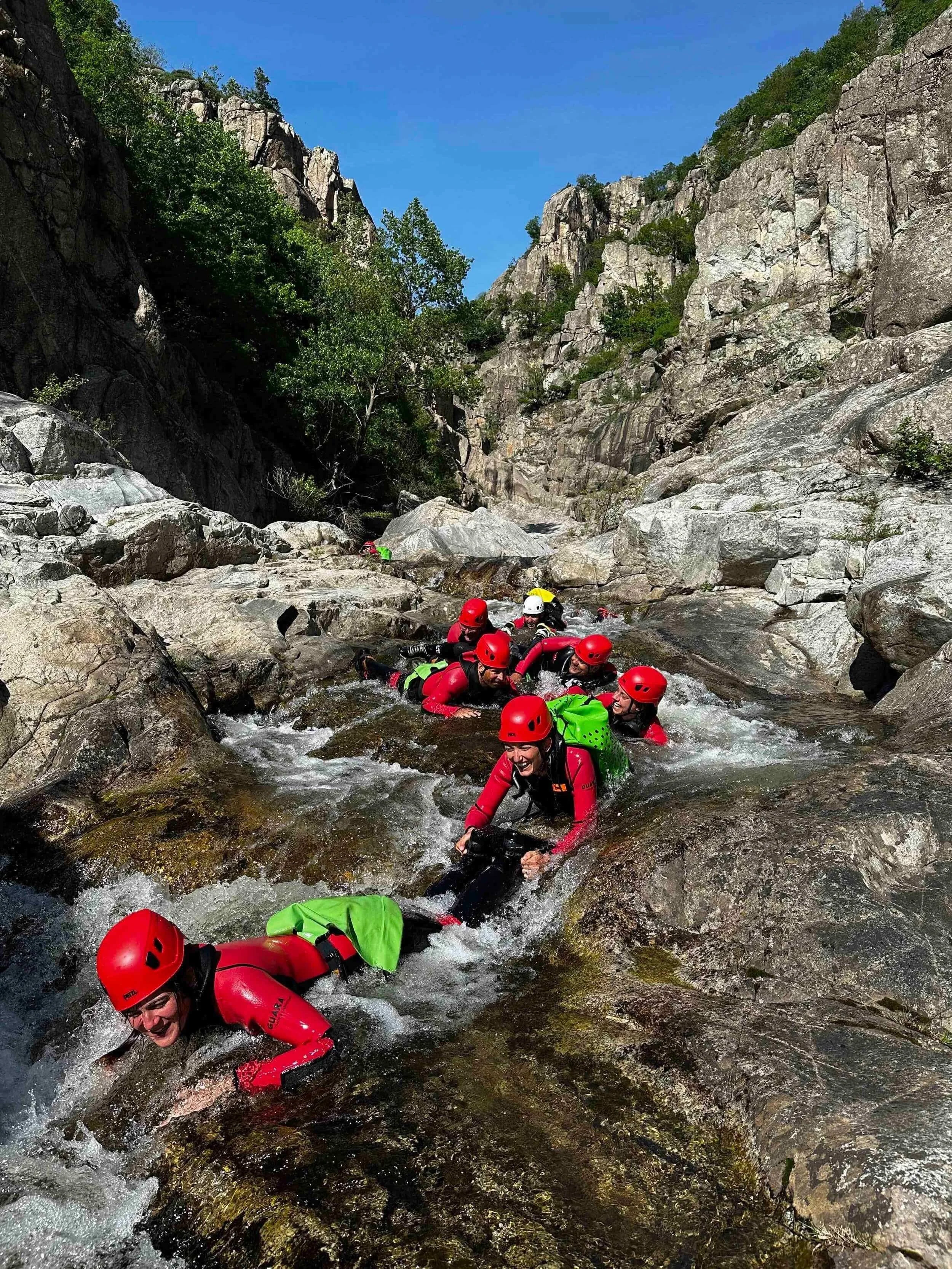 tob+chenille+canyoninig ardeche.jpg