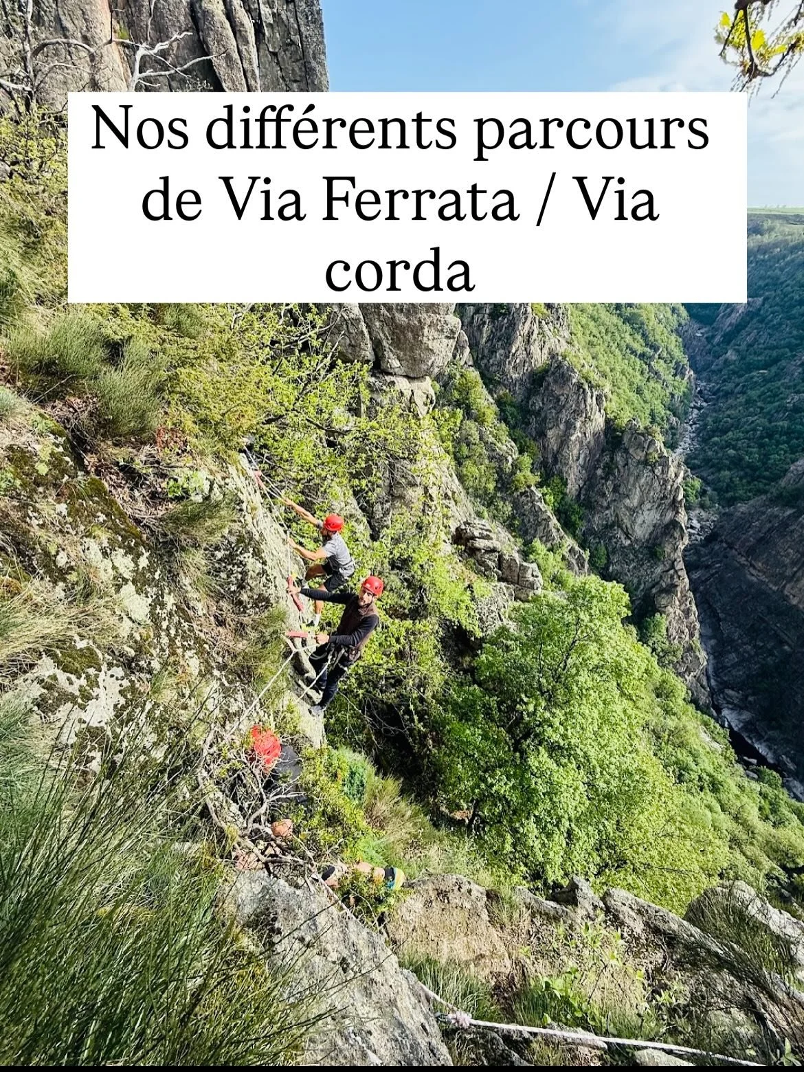 🧗‍♀️🌿 VIA CORDA 
🧑‍🏫 Toutes nos activités sont encadrées par des guides professionnels et expérimentés. 
👉 Toutes les infos et réservations en DM ou via notre site www.ardecheactivites.com. 
Contact