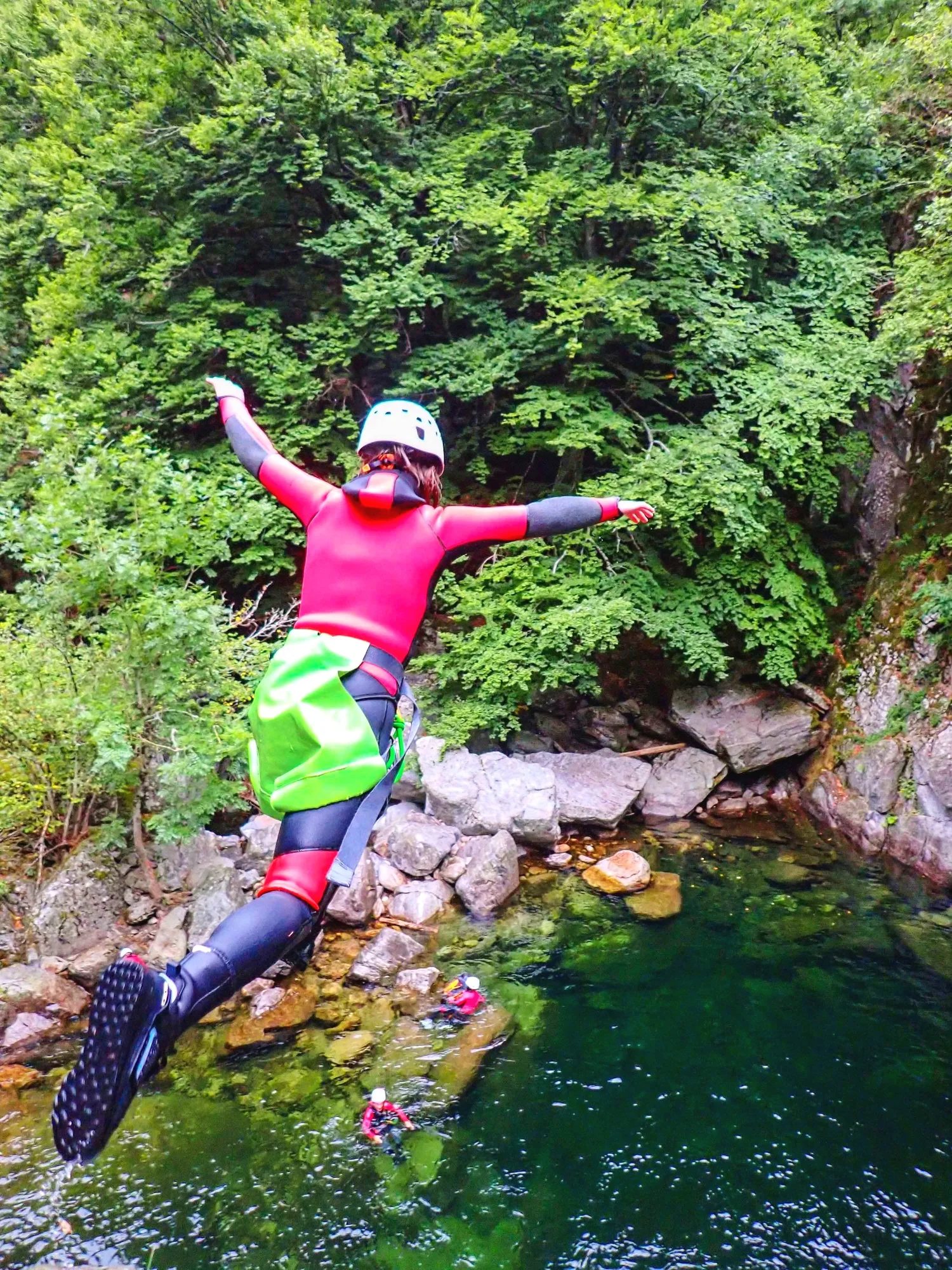 Canyoning aventure niveau 2 Haute-Borne Ardèche