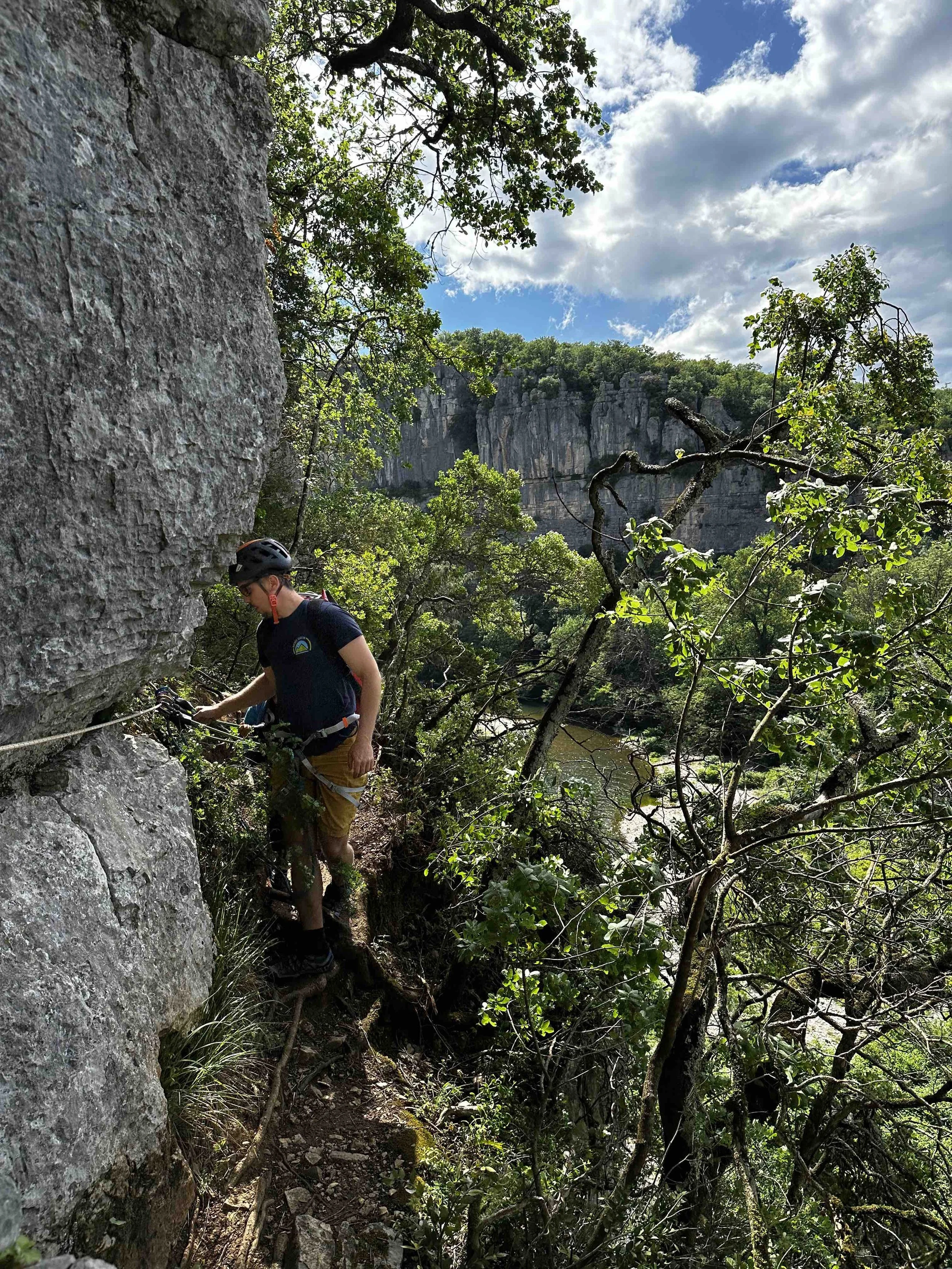 Marche, progression verticale, découvrez la Via-Cordata d'endieu
