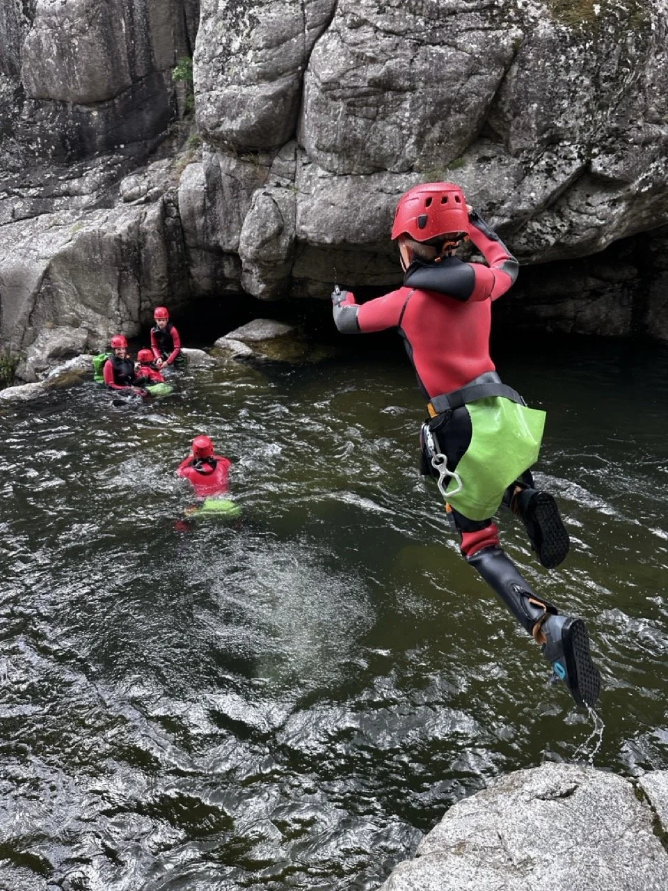 Groupe en canyoning au Rolling-Stone