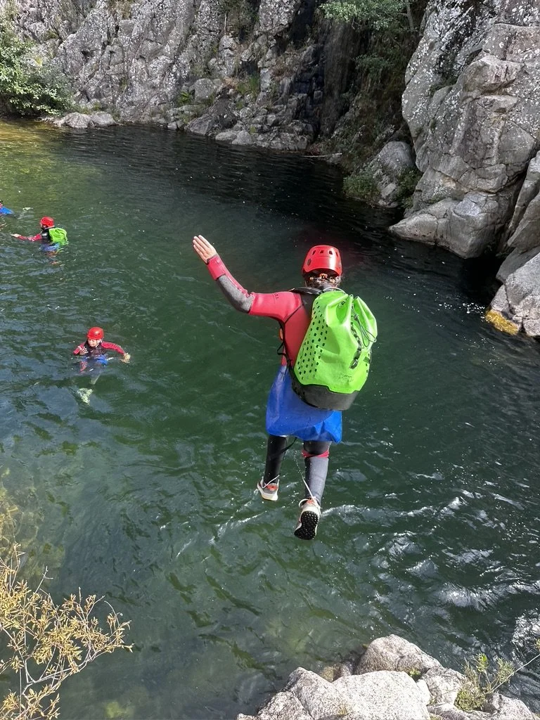 Randonnée aquatique en famille dans les gorges du Chassezac