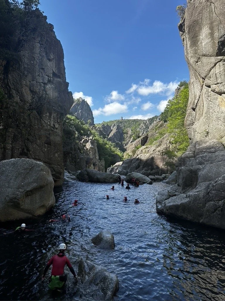 Canyoning sportif au Rolling-Stone en Ardèche