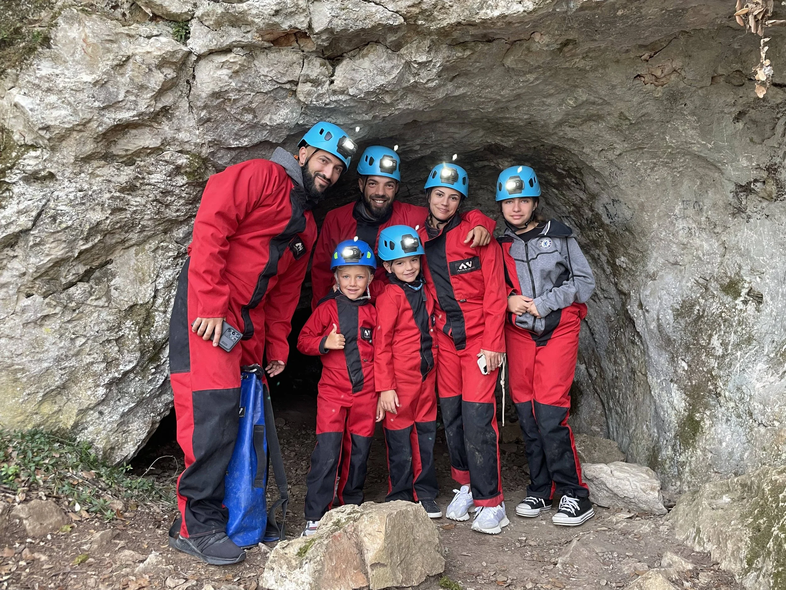faire de la spéléologie en Ardèche