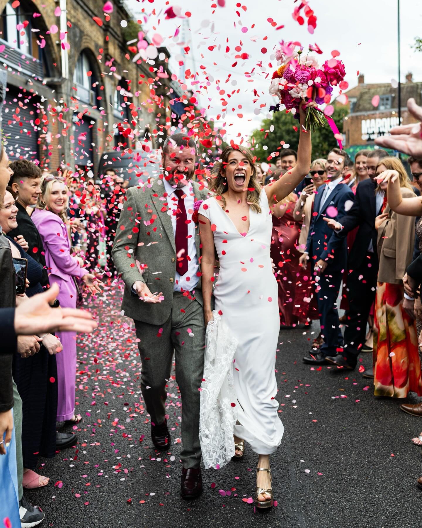Confetti joy from 2025 💓

@sayidoislington 
@marrymeinchelsea 
@adaytorememberlondon 
@hackneyvenues 

#londonweddingphotographer #londonweddingphotography
#Brightonweddingphotographer #sussexweddingphotographer #townhallweddingphotographer 

London