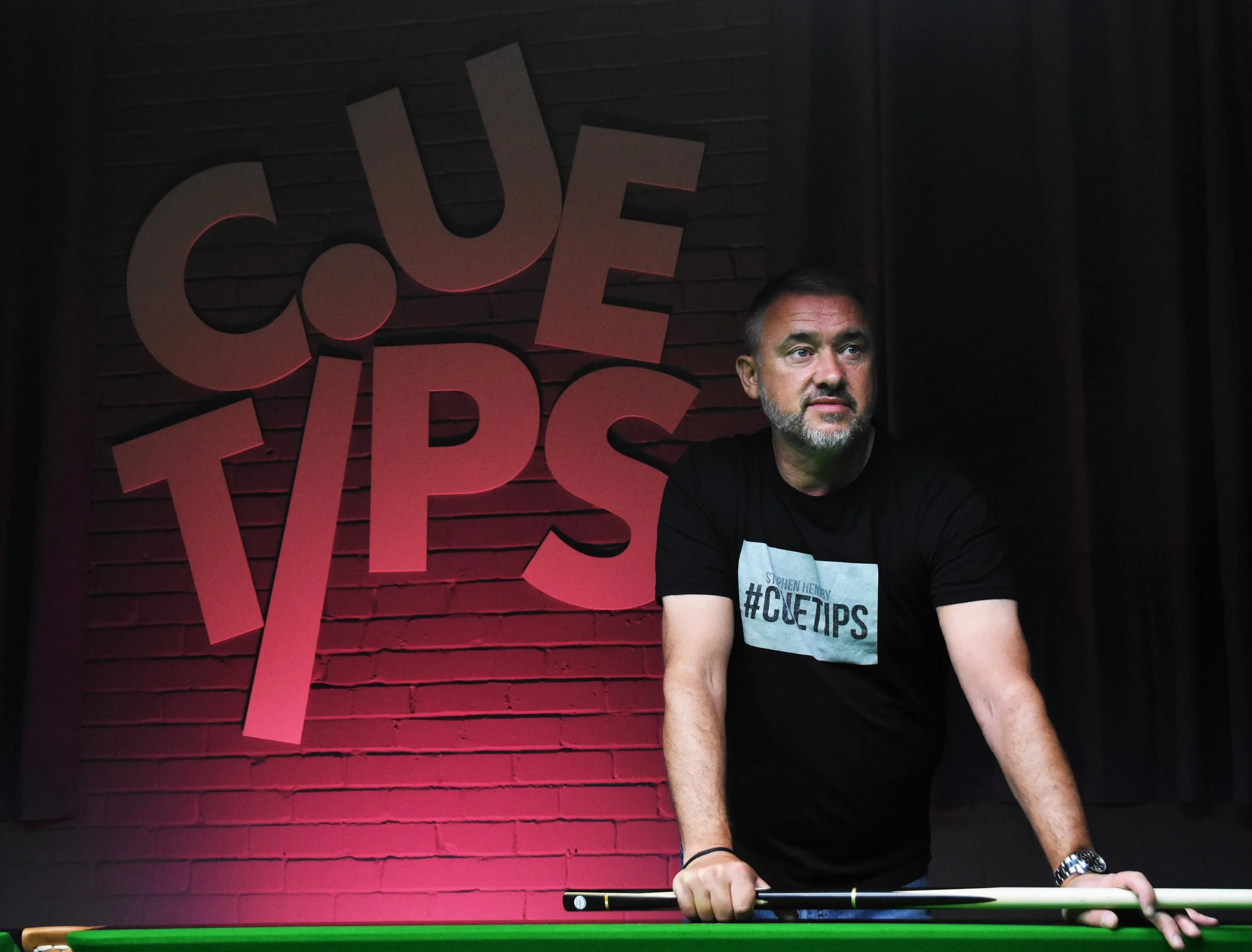 Stephen Hendry + Cue Tips
