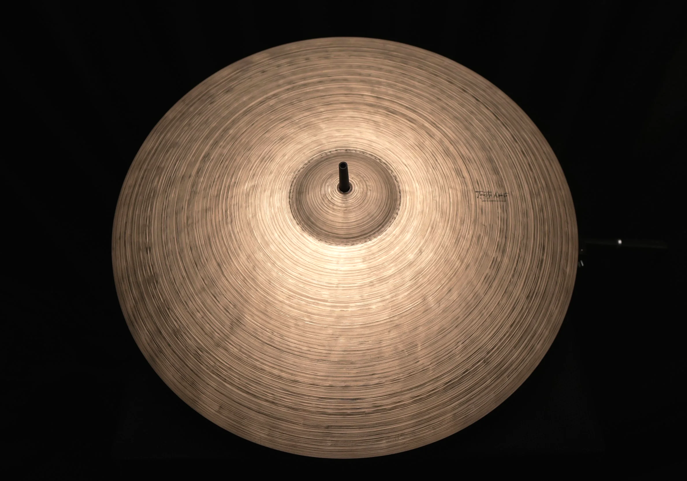 23.5” New Prism 2722g