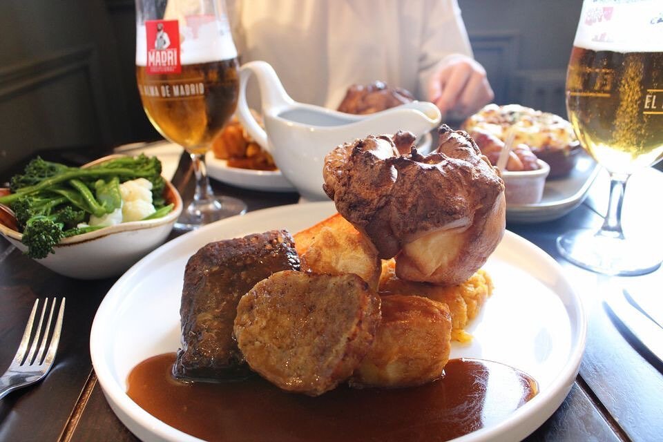 Easter Sunday day is almost here! Give us a call or visit our website to book a table and enjoy a traditional roast with us ☺️

#novellos #novelloswashington #washingtonrestaurants #sundaylunch #sundayroast #newcastlefoodies #eastersunday