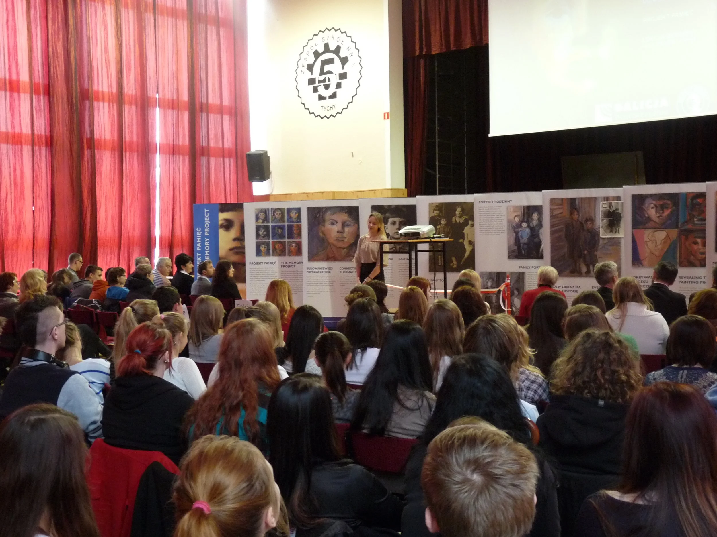 Slideshow 1 Tychy.JPG