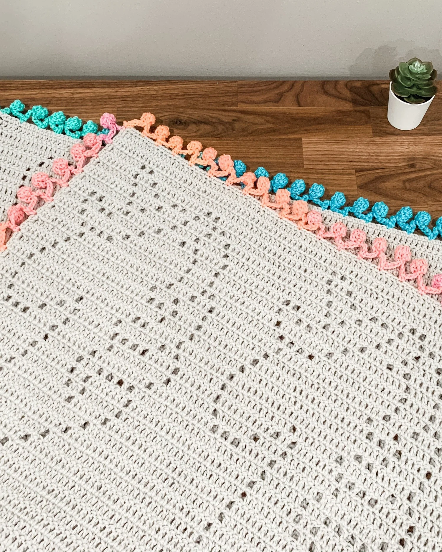 Celestia Blanket :: Filet Crochet Pattern :: Unicorns — Owl B