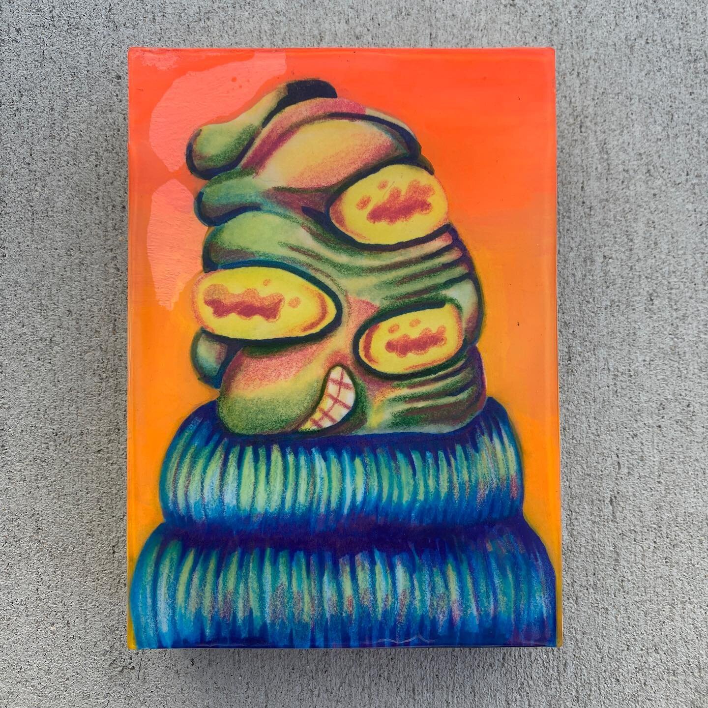 5x7
Marker, colored pencil, resin coated
.
.
Experimenting with coating drawings with resin, this little monster is the first attempt 
.
.
.
.
.
#drawing #smalldrawing #drawings #art #artworks #contemporaryart #illustration #chicagoart #chicagoartist