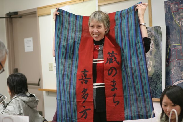 In 2005, Lehan in receipt of a gift from the Kitakata delegation. 