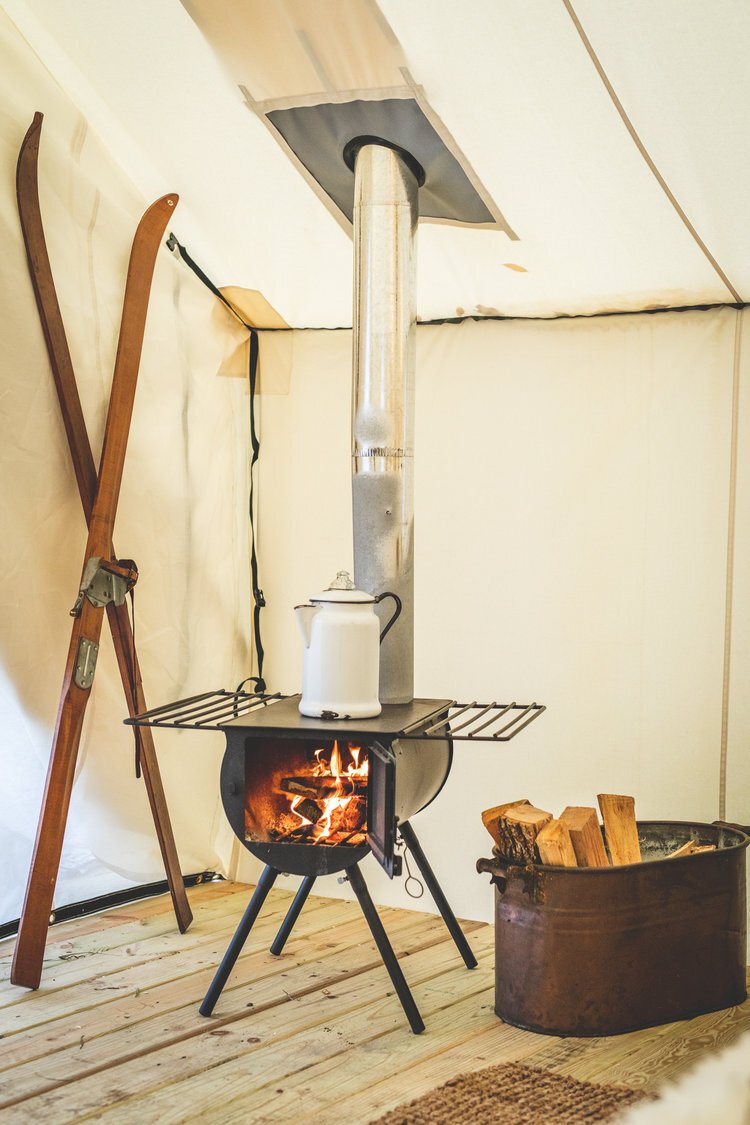 ski-lounge-wood-stove.jpg