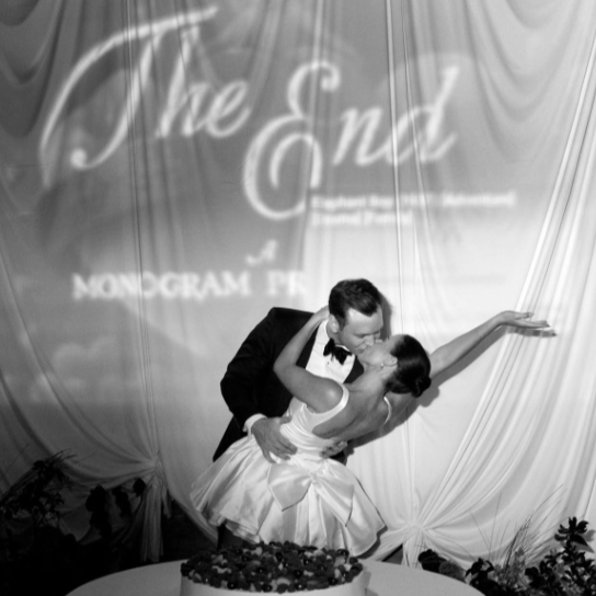 Geometric drawing of an outline square with sections divided by vertical, horizontal, and circle lines.