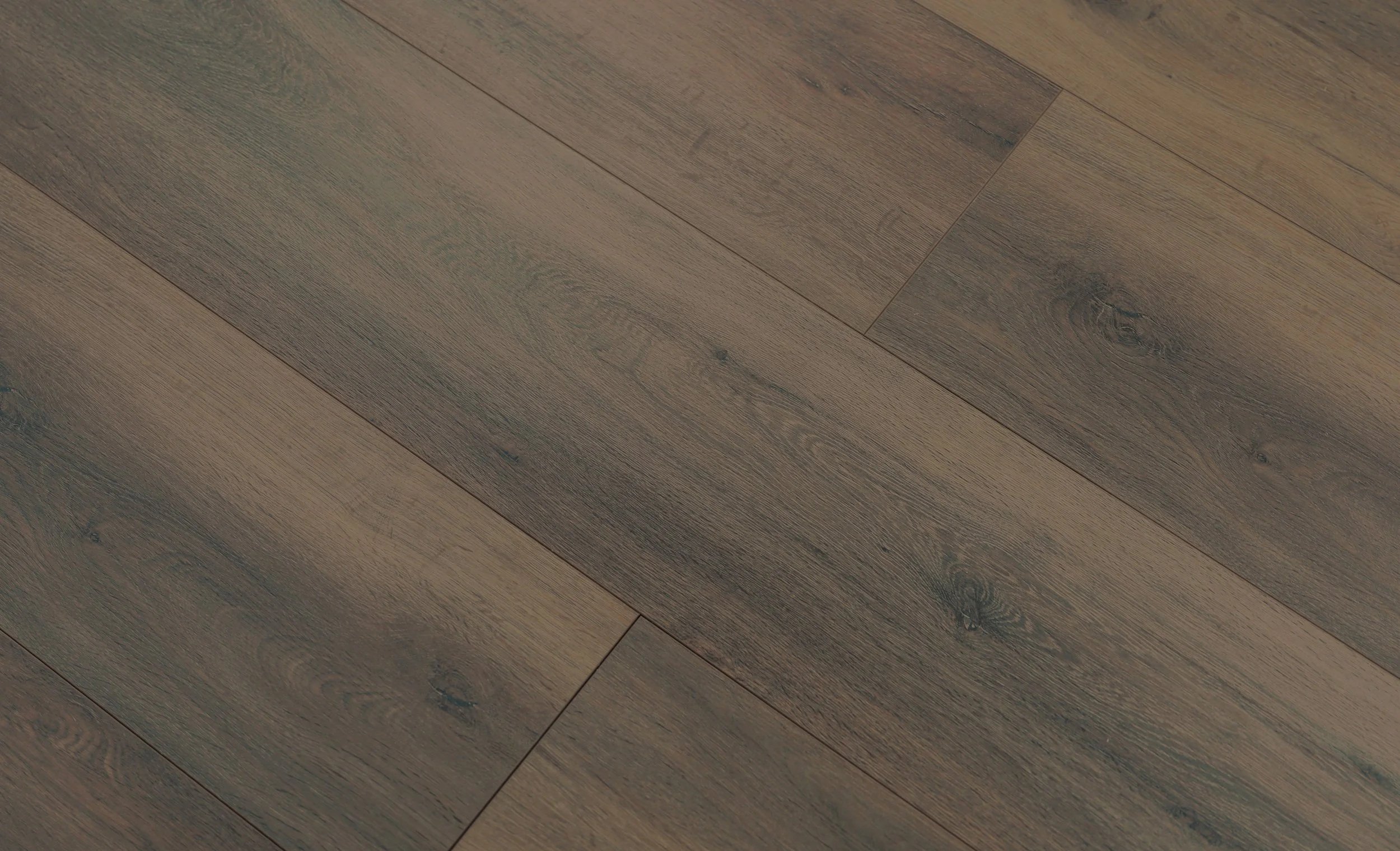 LVT+83221.jpg