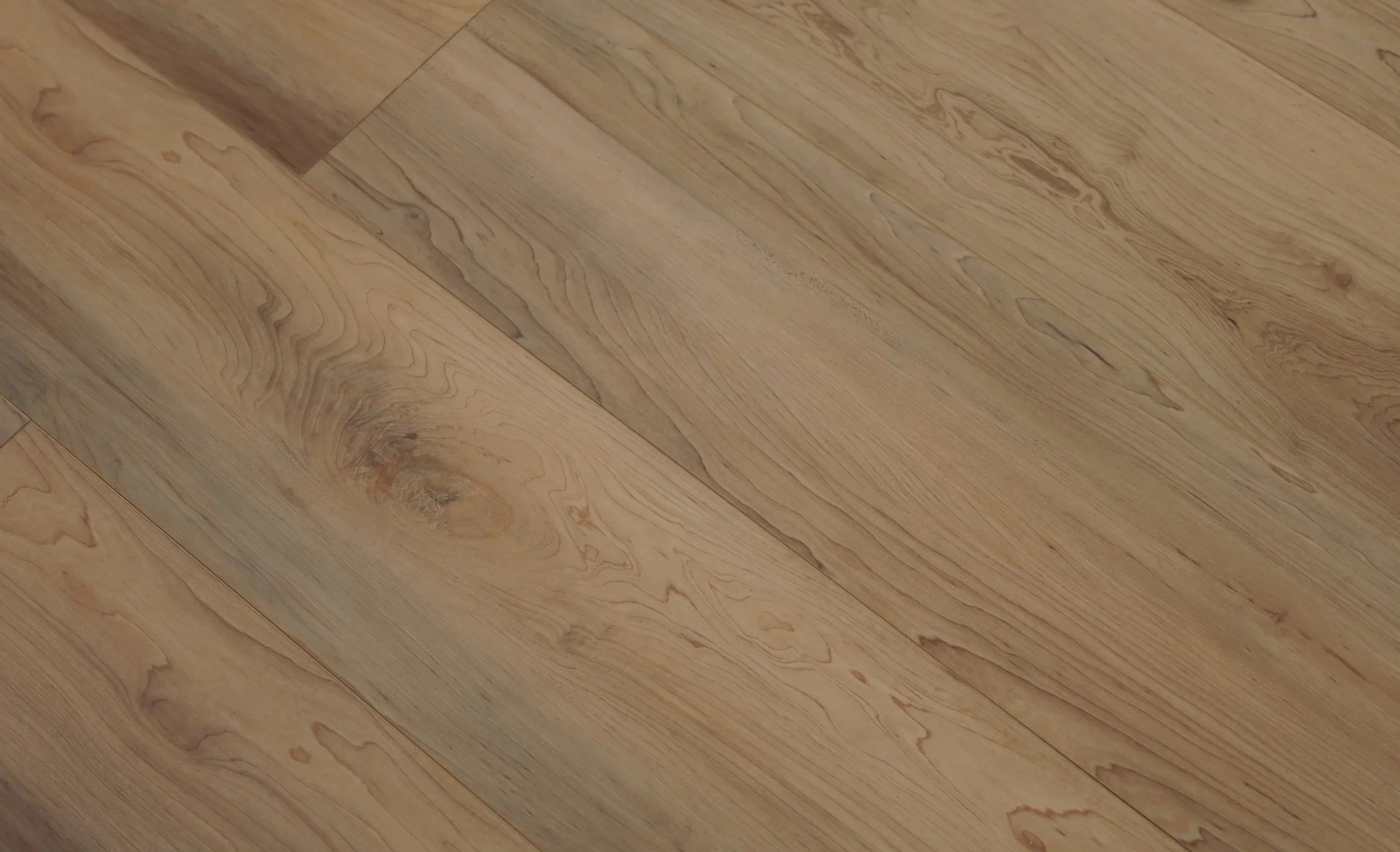LVT+83476.jpg