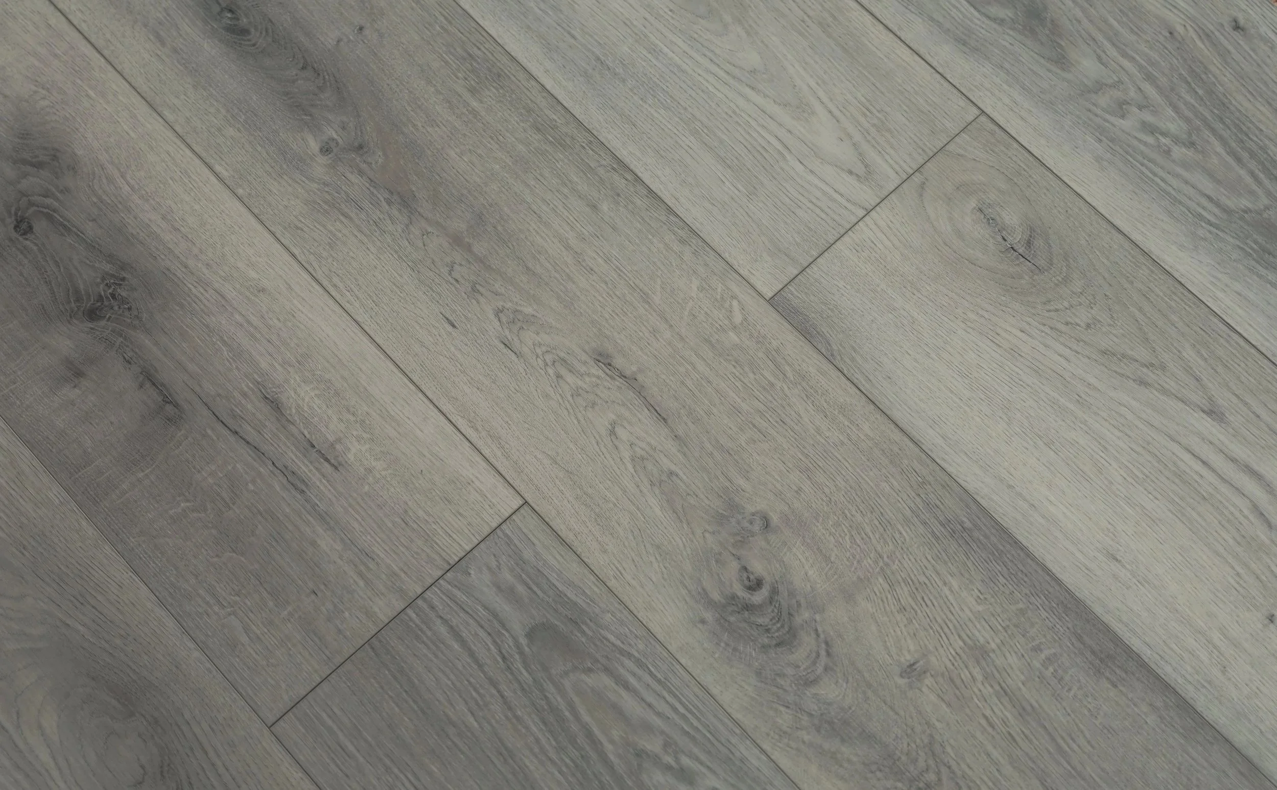 LVT+82804.jpg