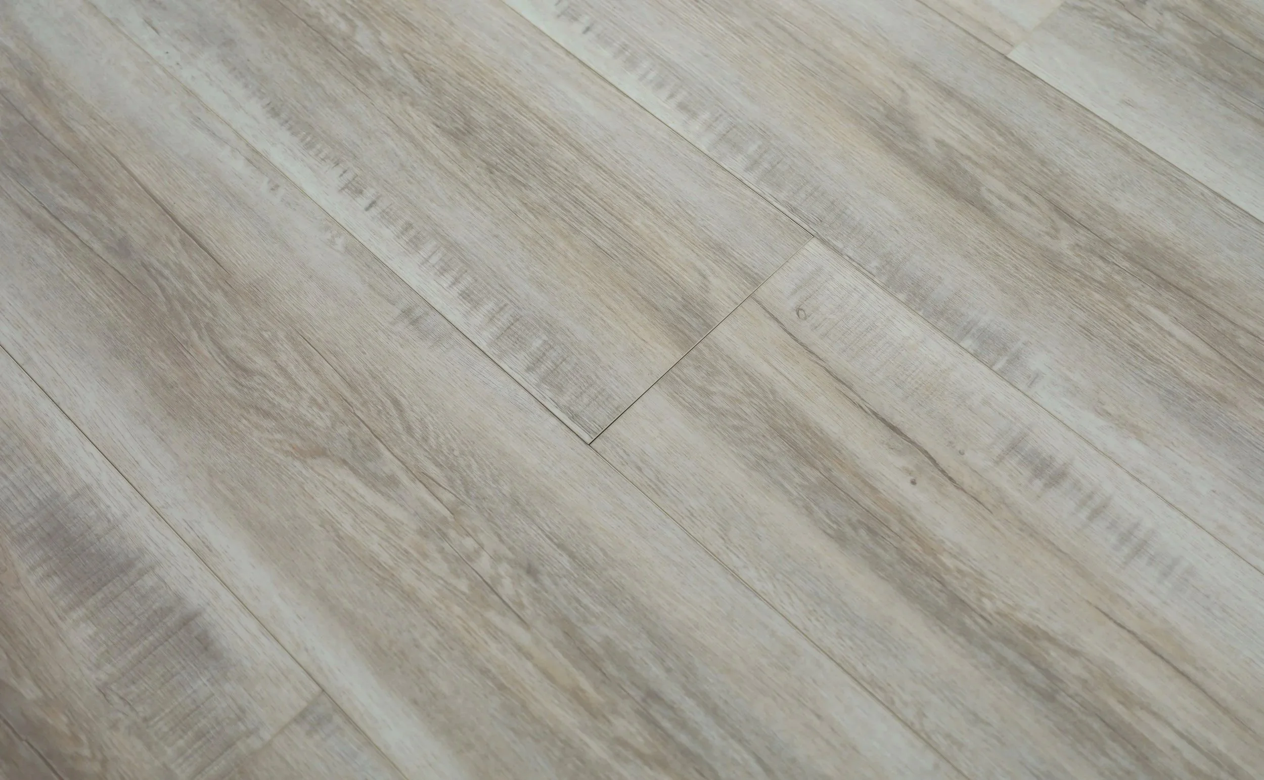 LVT+55007.jpg